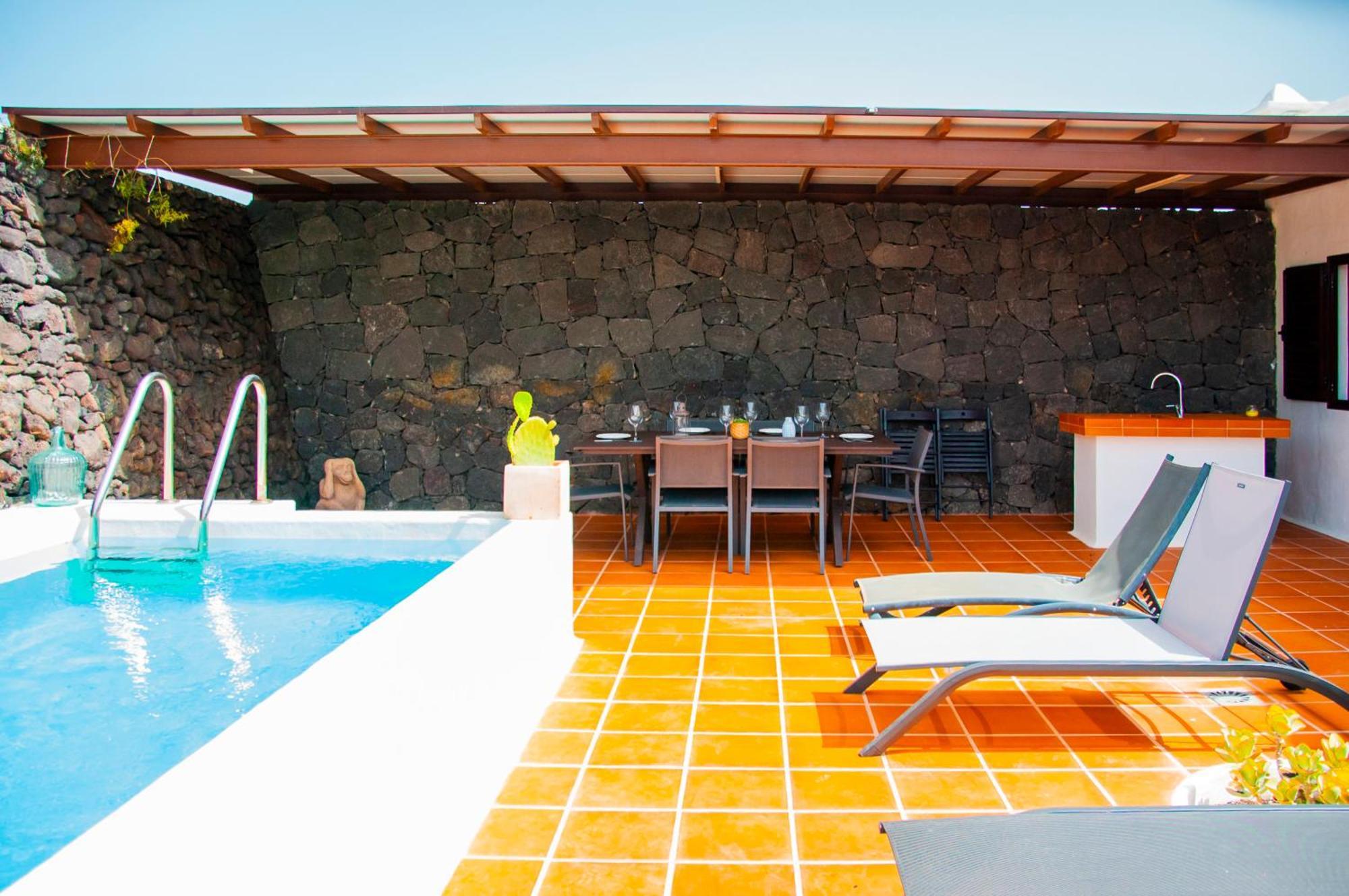 Volcan Holiday home *