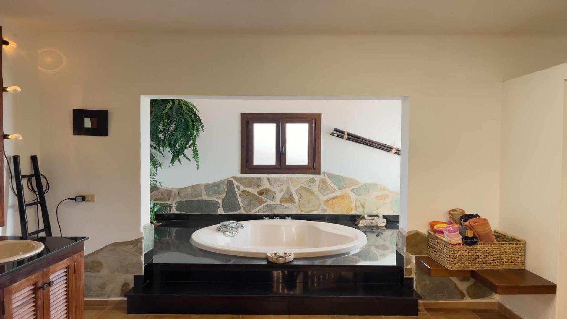 Preciosa Casa Cristian Y Maria Con Piscina Privada * Tias
