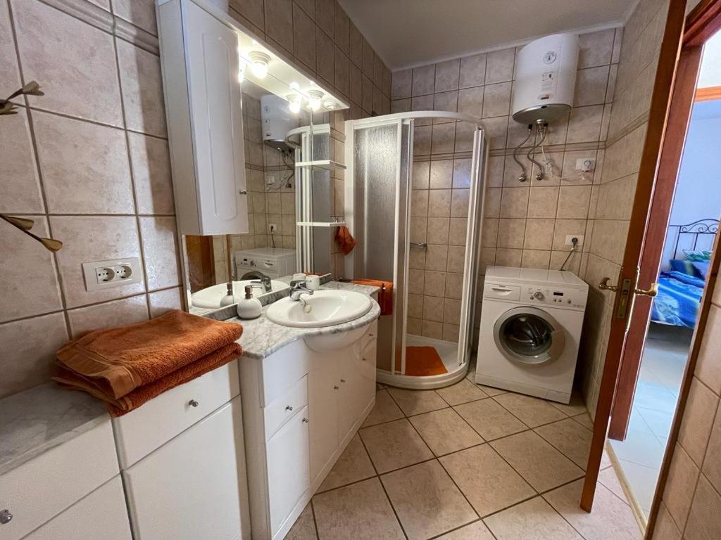 The White Dragos With Ocean View - Ac - Private Pool Apartment Tias