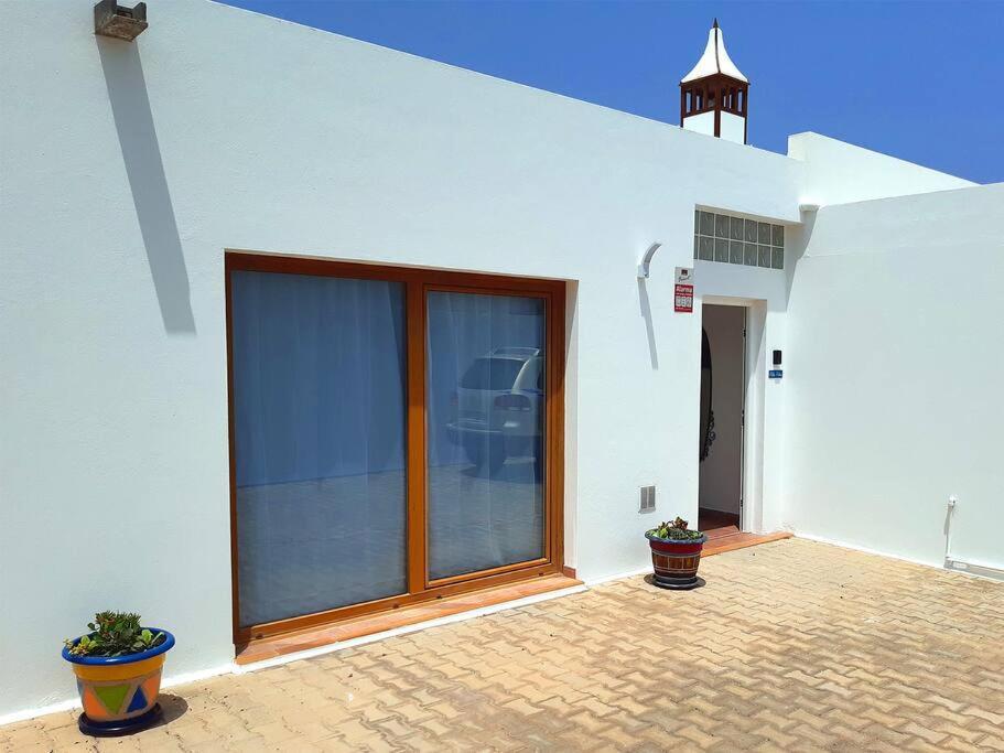 Nitho - Heated Pool, Panoramic View, Privacy Villa