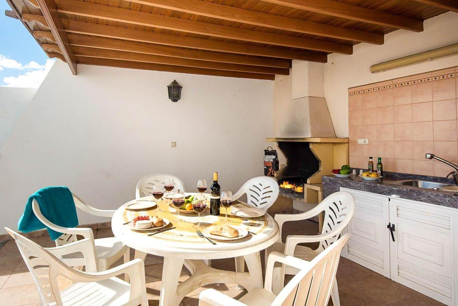 Ramos Dos Villa *