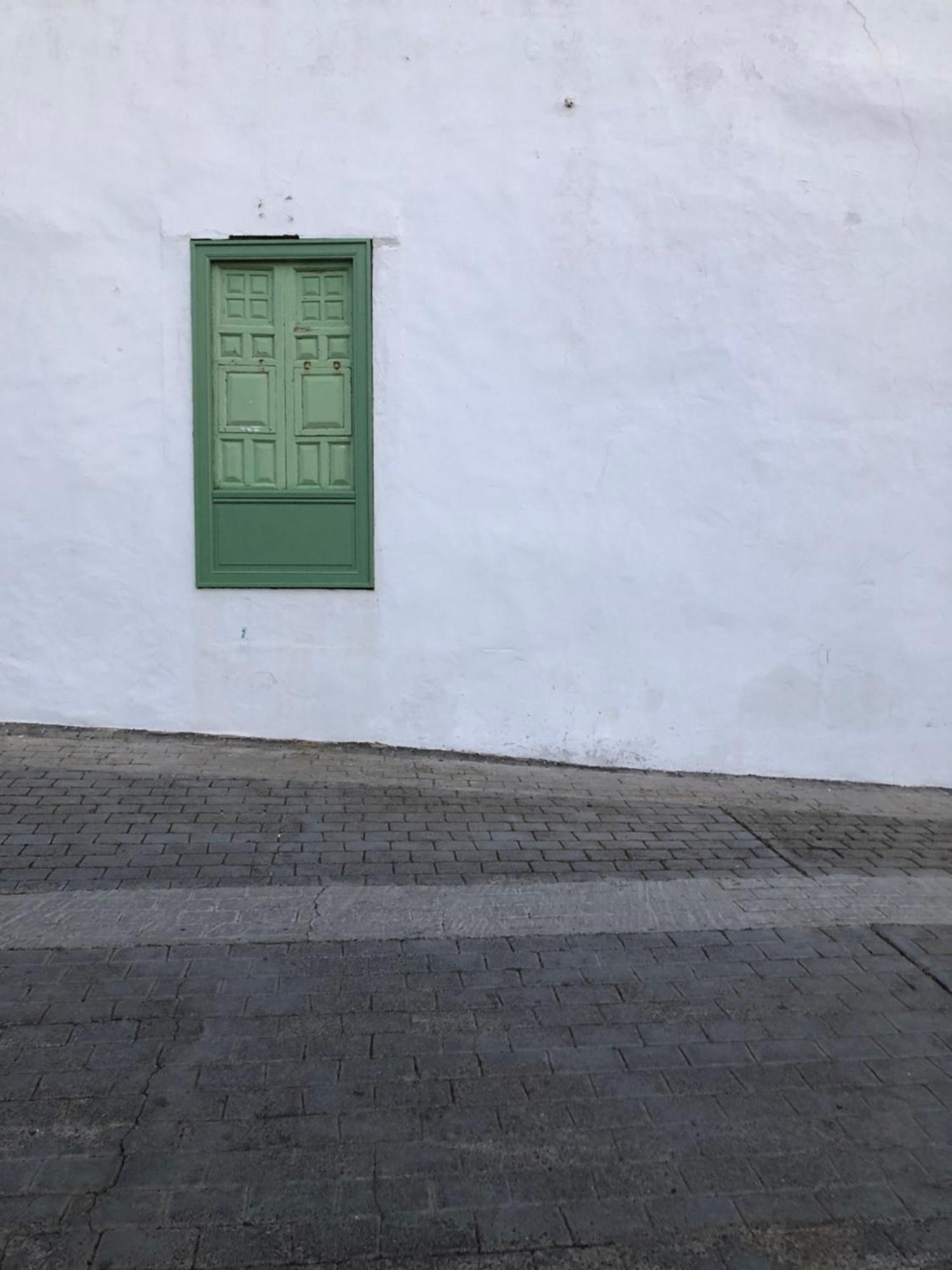 Сasa de vacaciones Casa Lupe. Art-inspired Courtyard House In *
