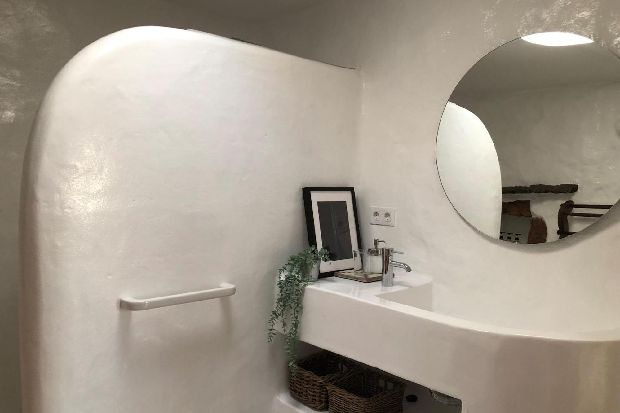 Casa Lupe. Art-inspired Courtyard House In * Teguise (Lanzarote)