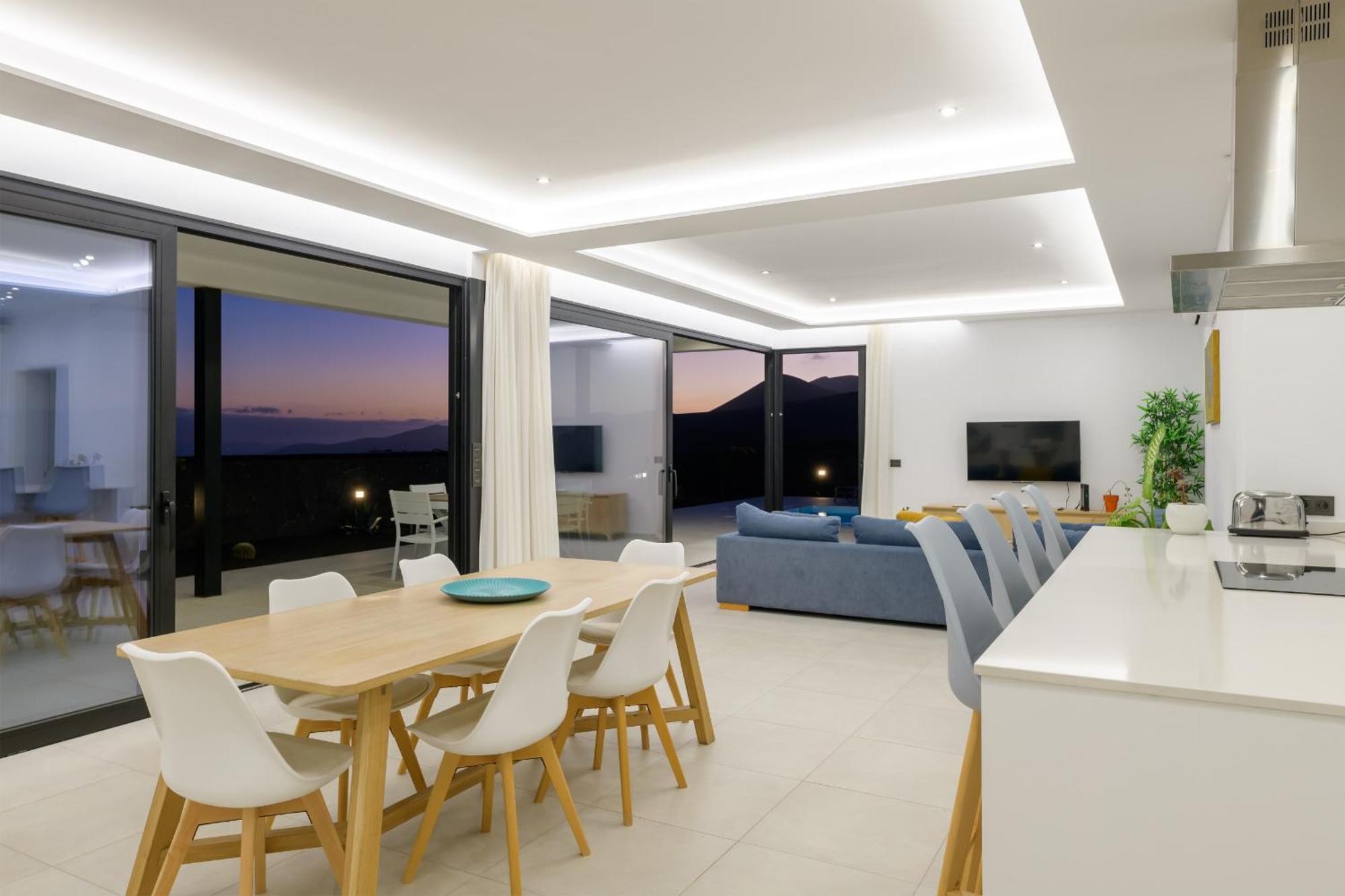 Ainara Villa