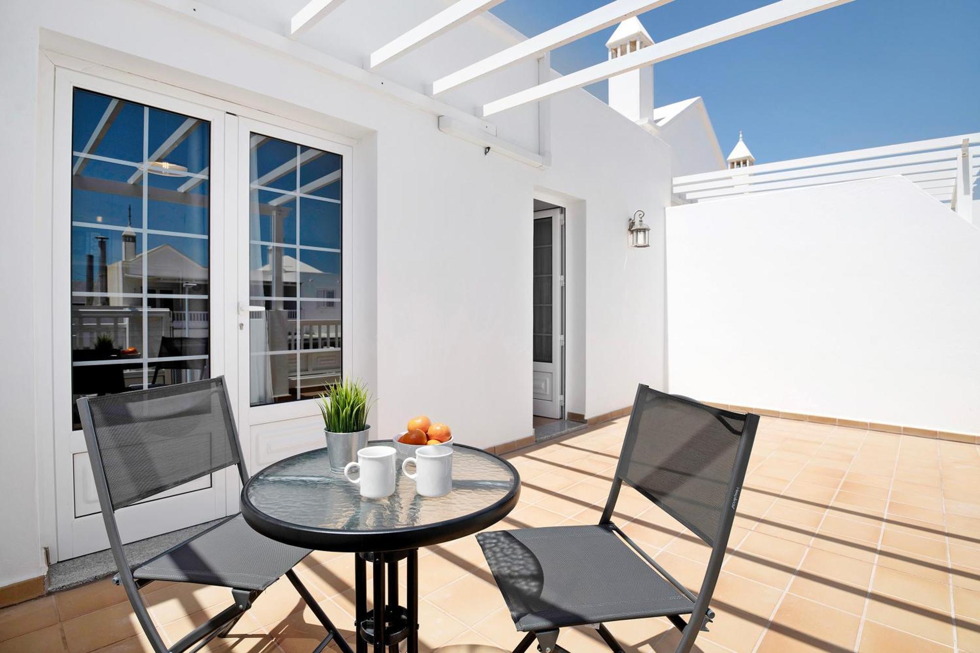 Casa Sabrina, Terraza Vista Mar * Playa Honda (Lanzarote)