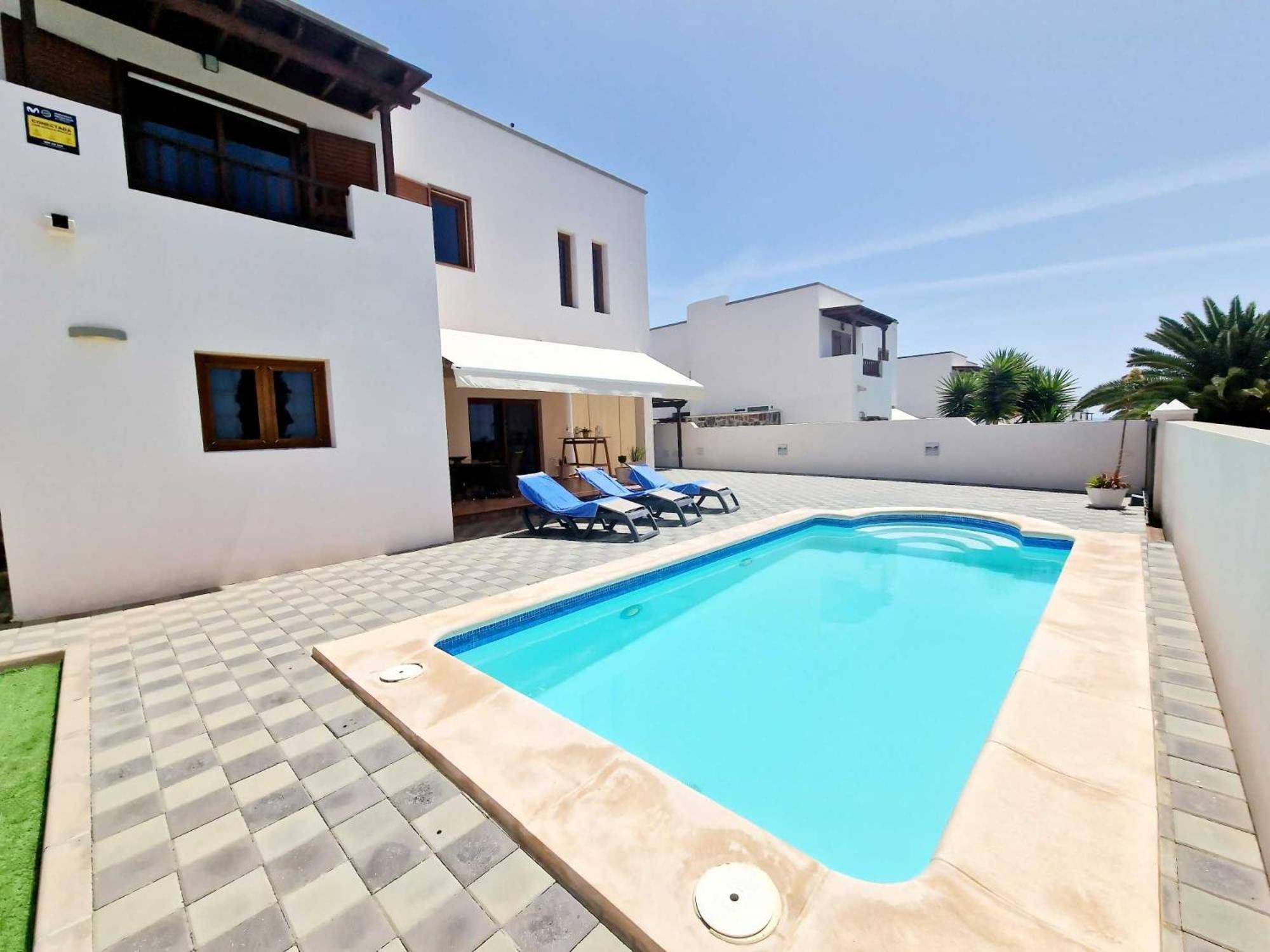 Caletas Villa Costa Teguise