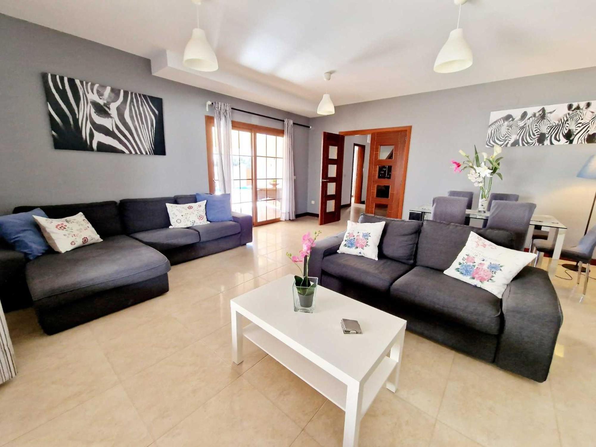 Caletas Villa