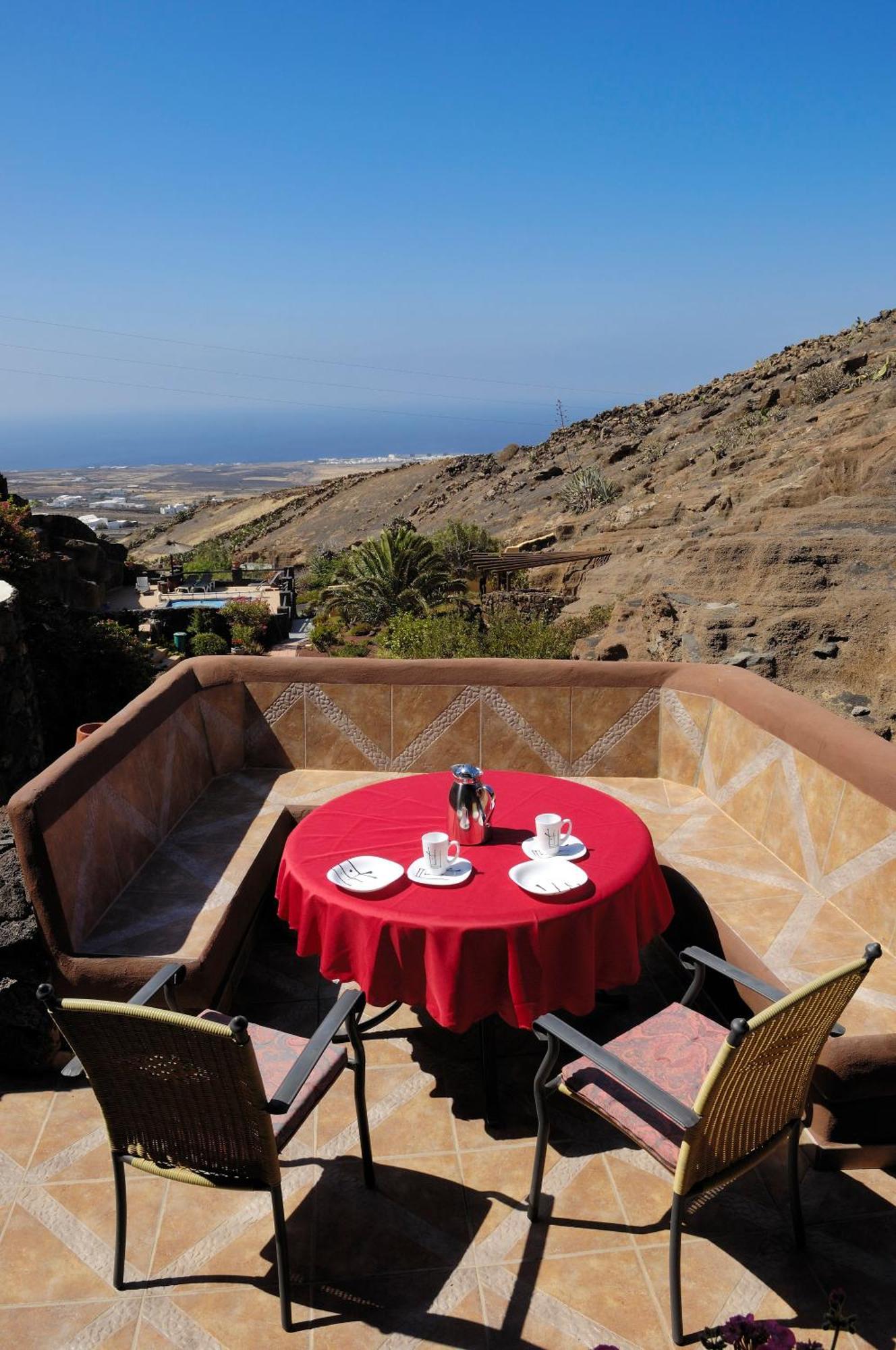 Villa Castillo Lanzarote Sophie - Luxury -sleep In A Volcanic Cave With Heated Pool *