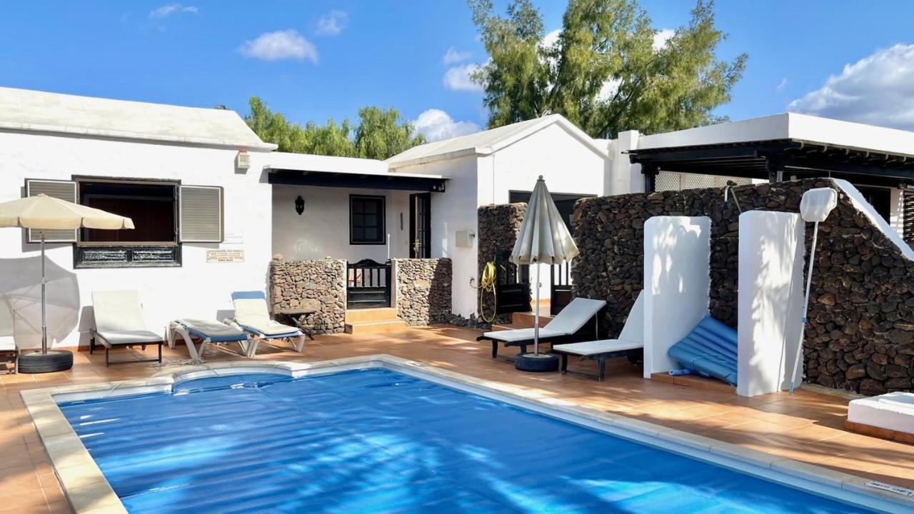 Estefania Playa Blanca (Lanzarote)