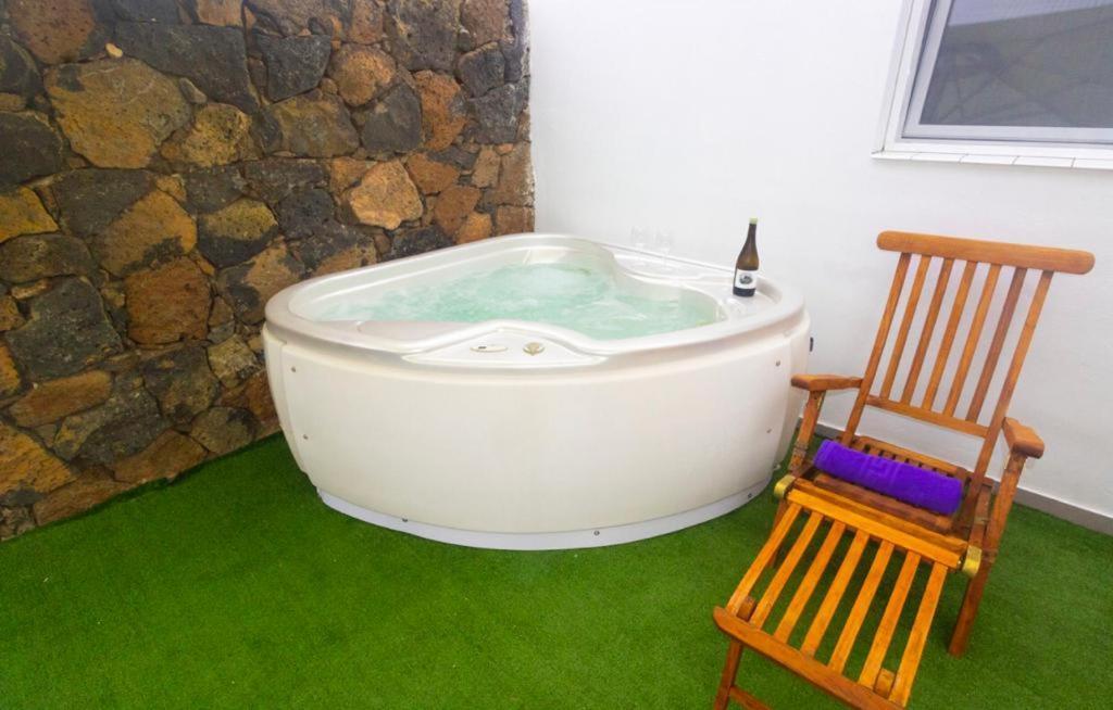 Luxury Volcan I * Macher