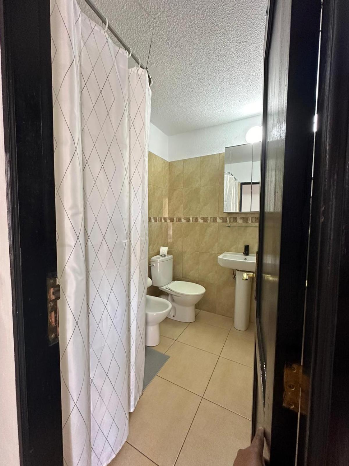 Vivienda En Arrecife De 4