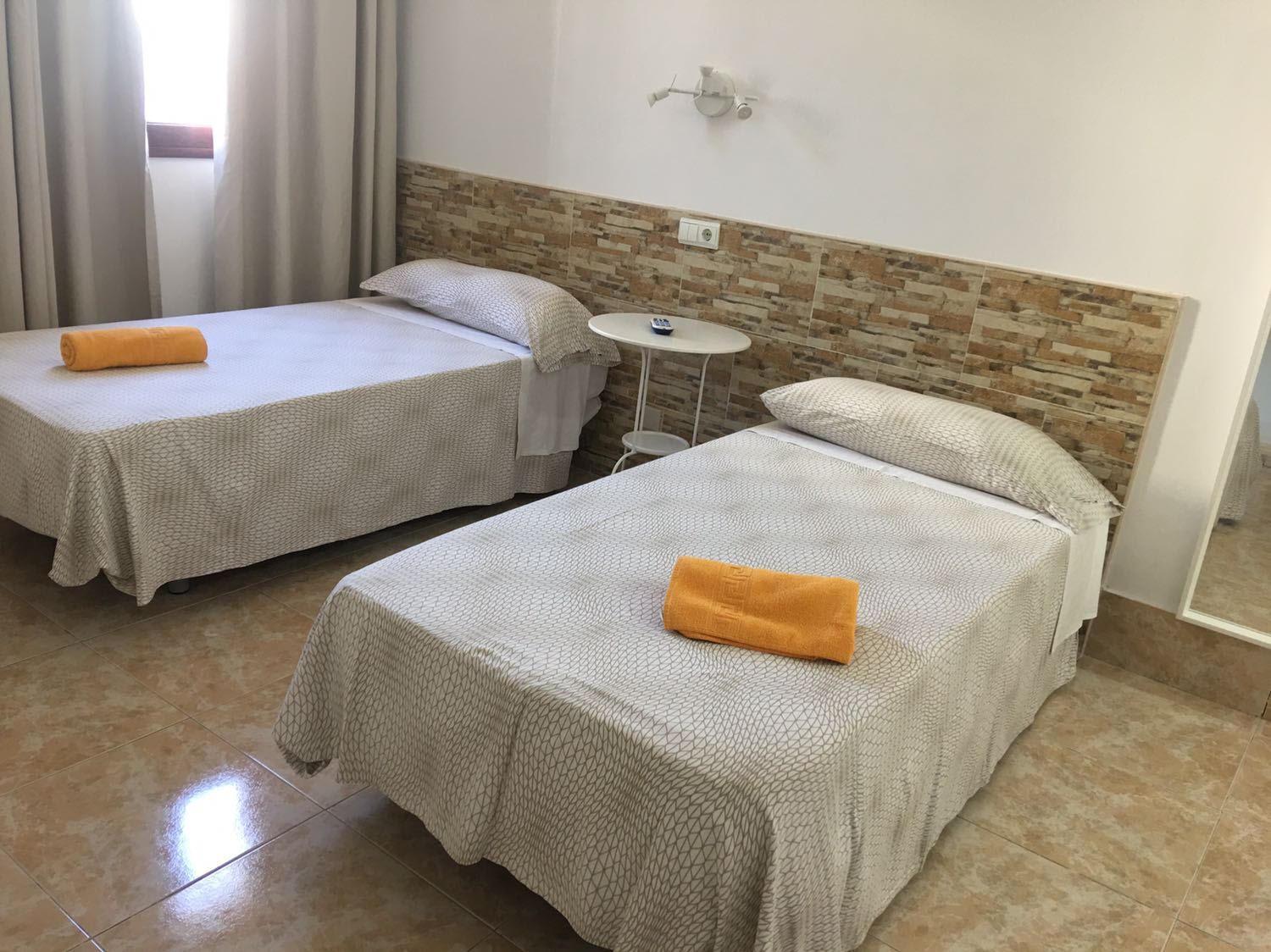 Residencia Cardona Hostal Arrecife (Lanzarote)