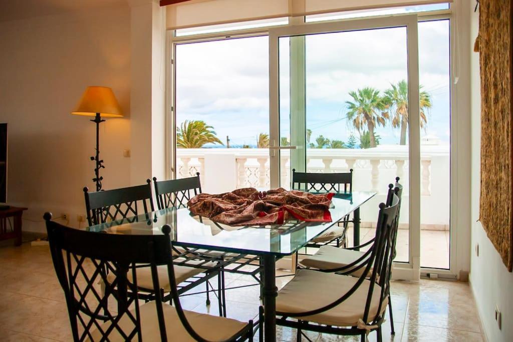Guimes Pool House Guime