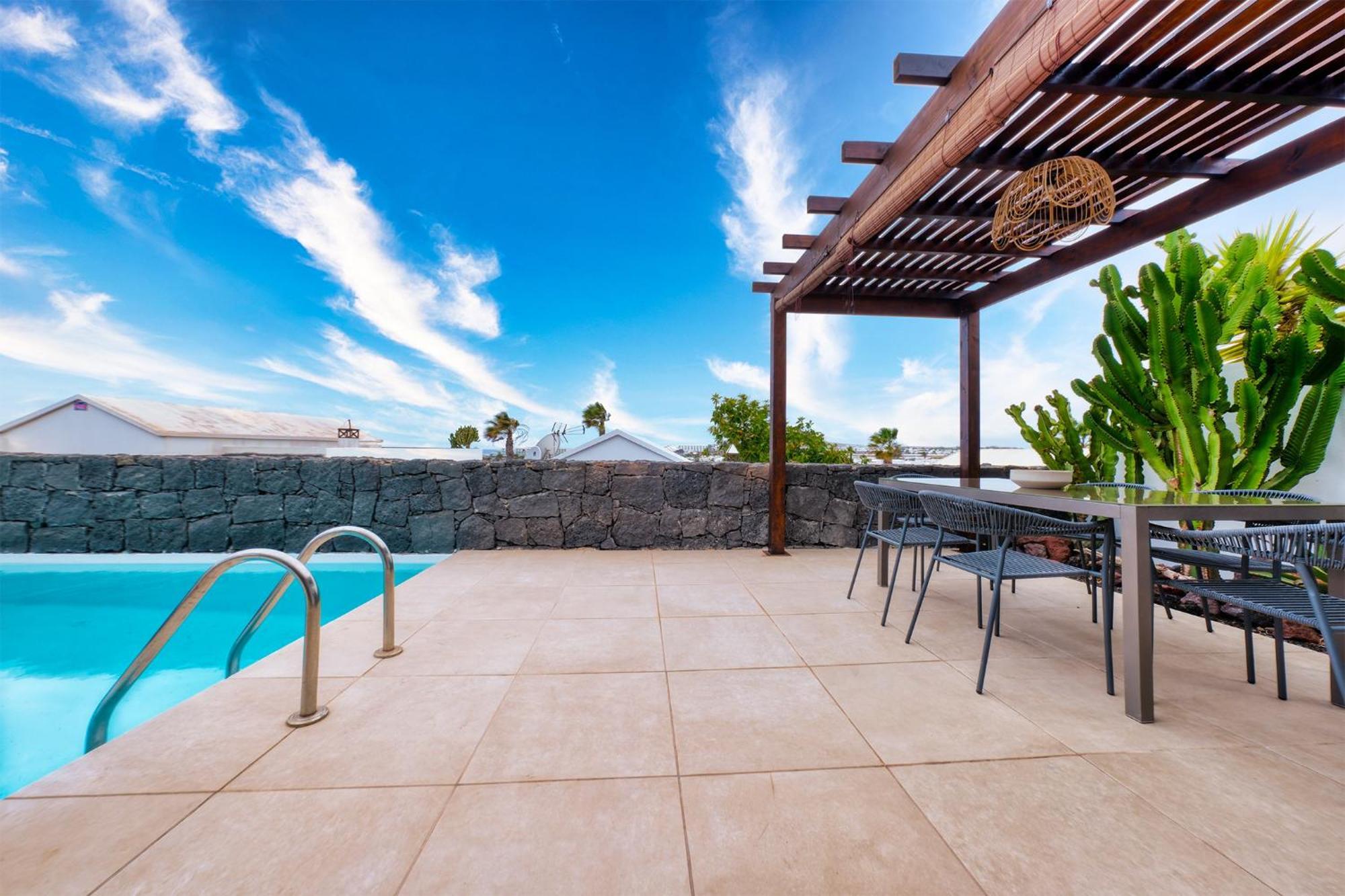Villa Malolo - Private Pool And Jacuzzi By Lanzarote Vacation Homes Playa Blanca (Lanzarote)