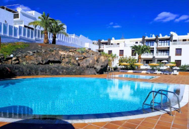 2 Bedroom On Popular Complex * Tías