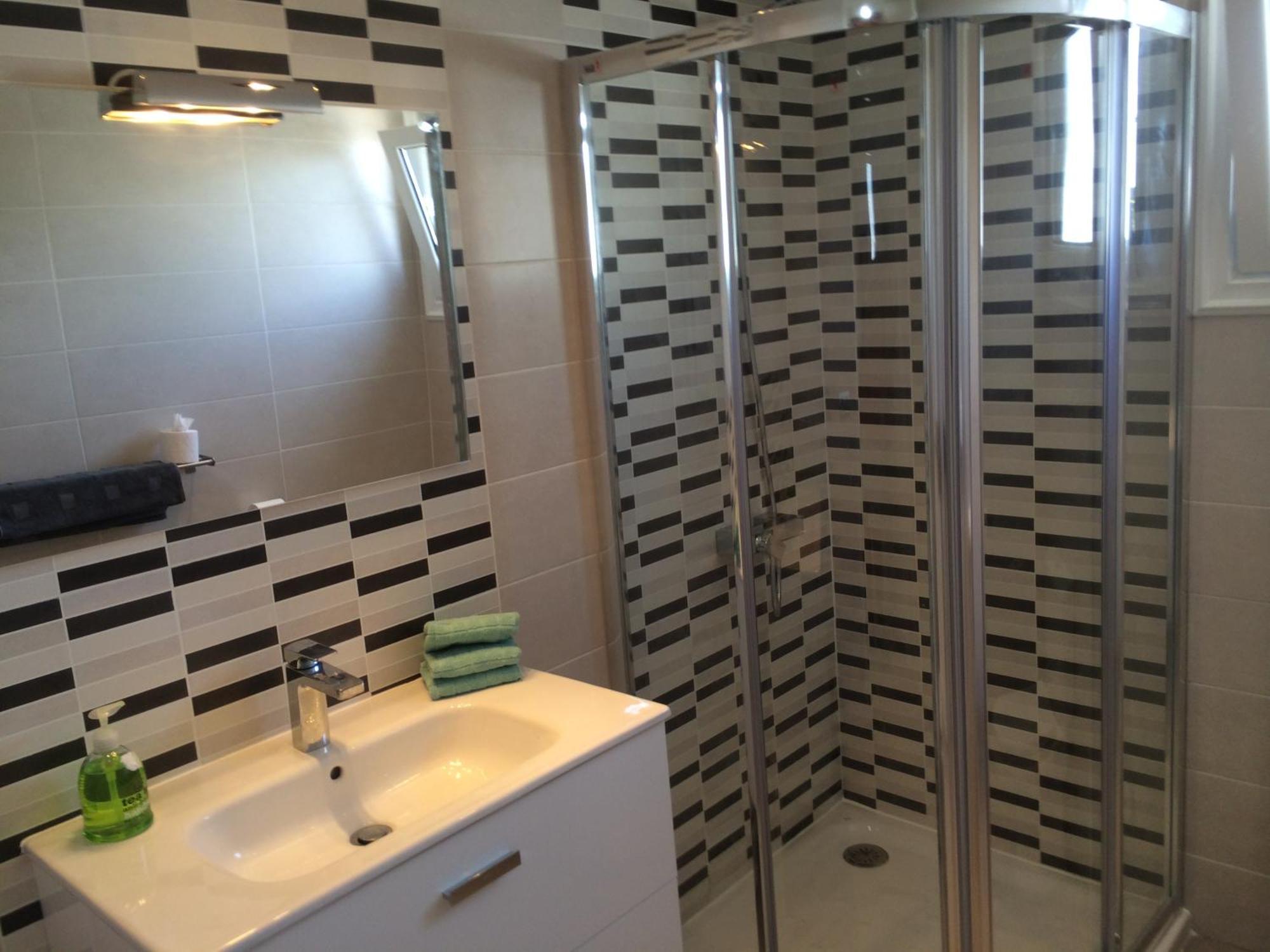 2 Bedroom On Popular Complex * Tías
