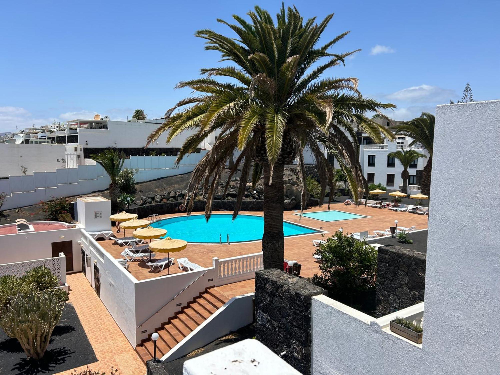 2 Bedroom On Popular Complex Apartamento Tías