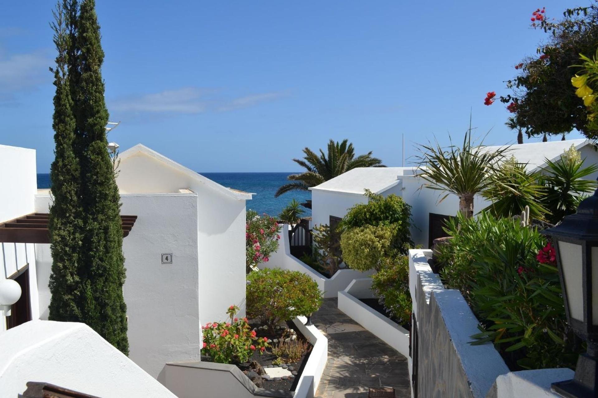 In Playa Honda Mit Sonniger Terrasse Und Meerblick *