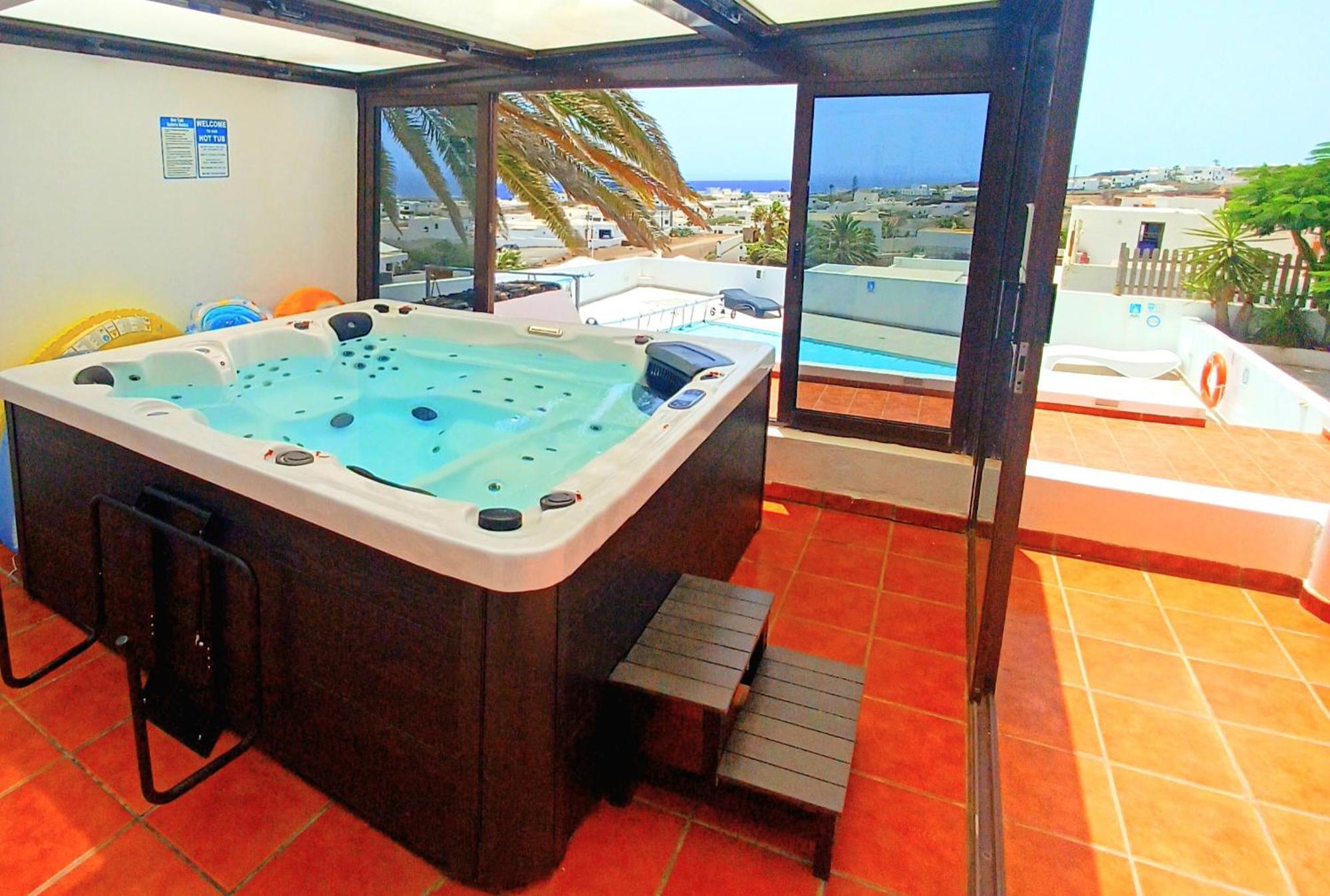 Vista Mar I, Meerblick, 360 Qm, Heated Pool, Hot Tube, Roof Terrace, Gaming Room, Wifi Tias