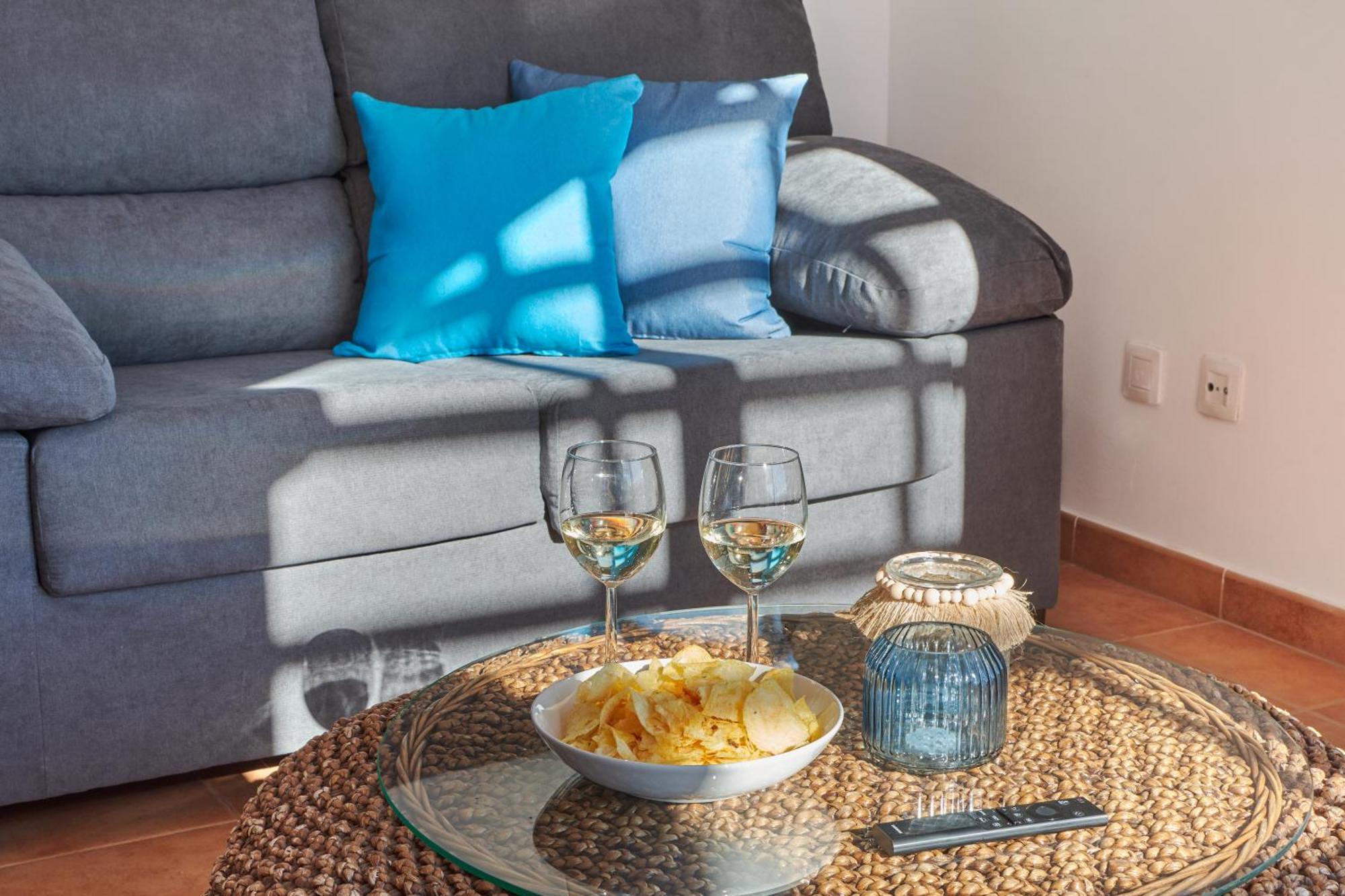 Сasa de vacaciones Maria De Timanfaya - Sea And Mountains Views, Pool, Wifi, 15 Minutes Walk To Marina Rubicon *
