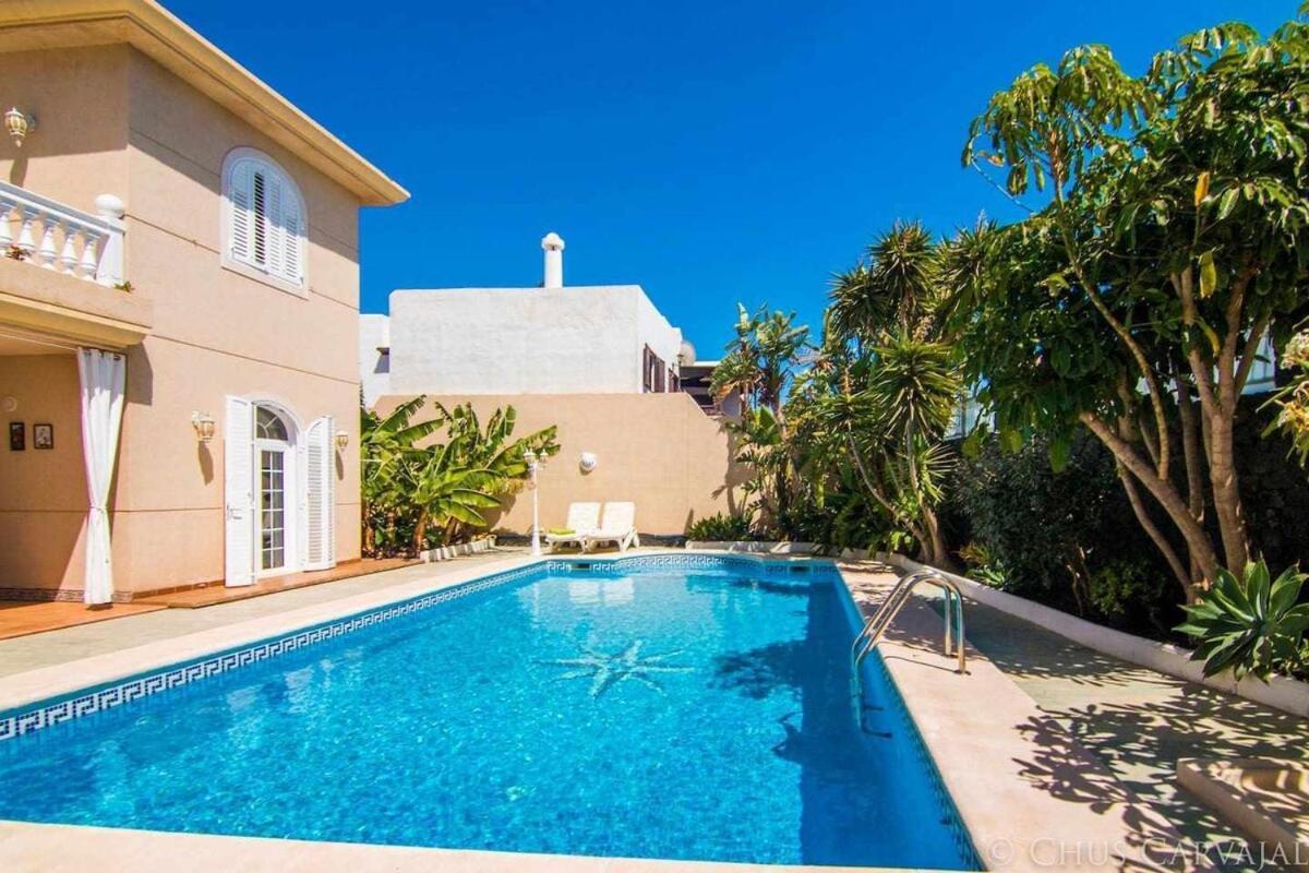 La Concha Beachfront Heated Pool