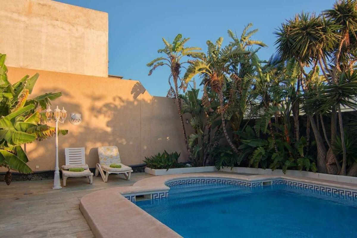 La Concha Beachfront Heated Pool *
