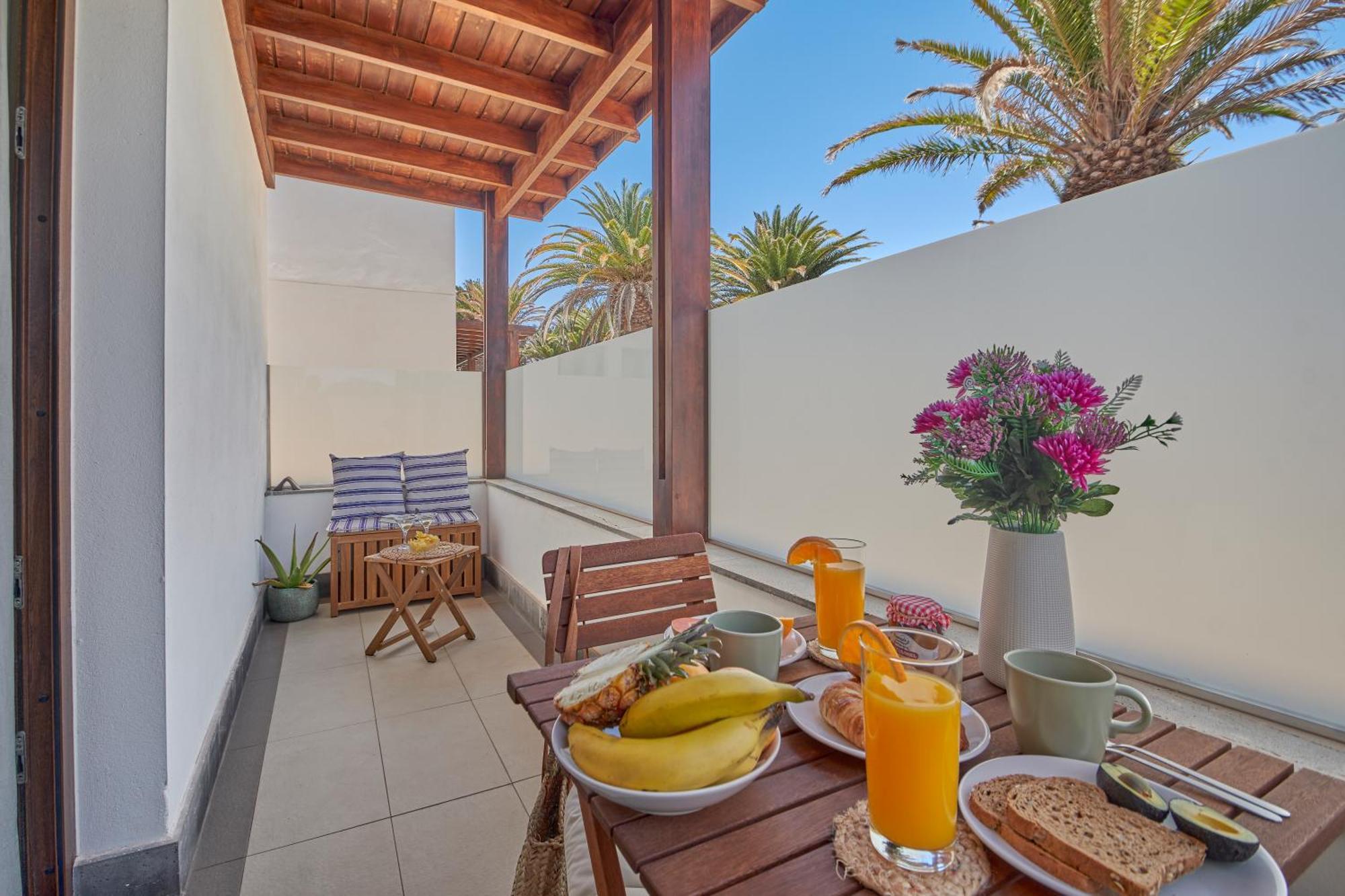 Apartamento Calero Surfin - Shared Pool, 10 Minutes Walking To Harbour *
