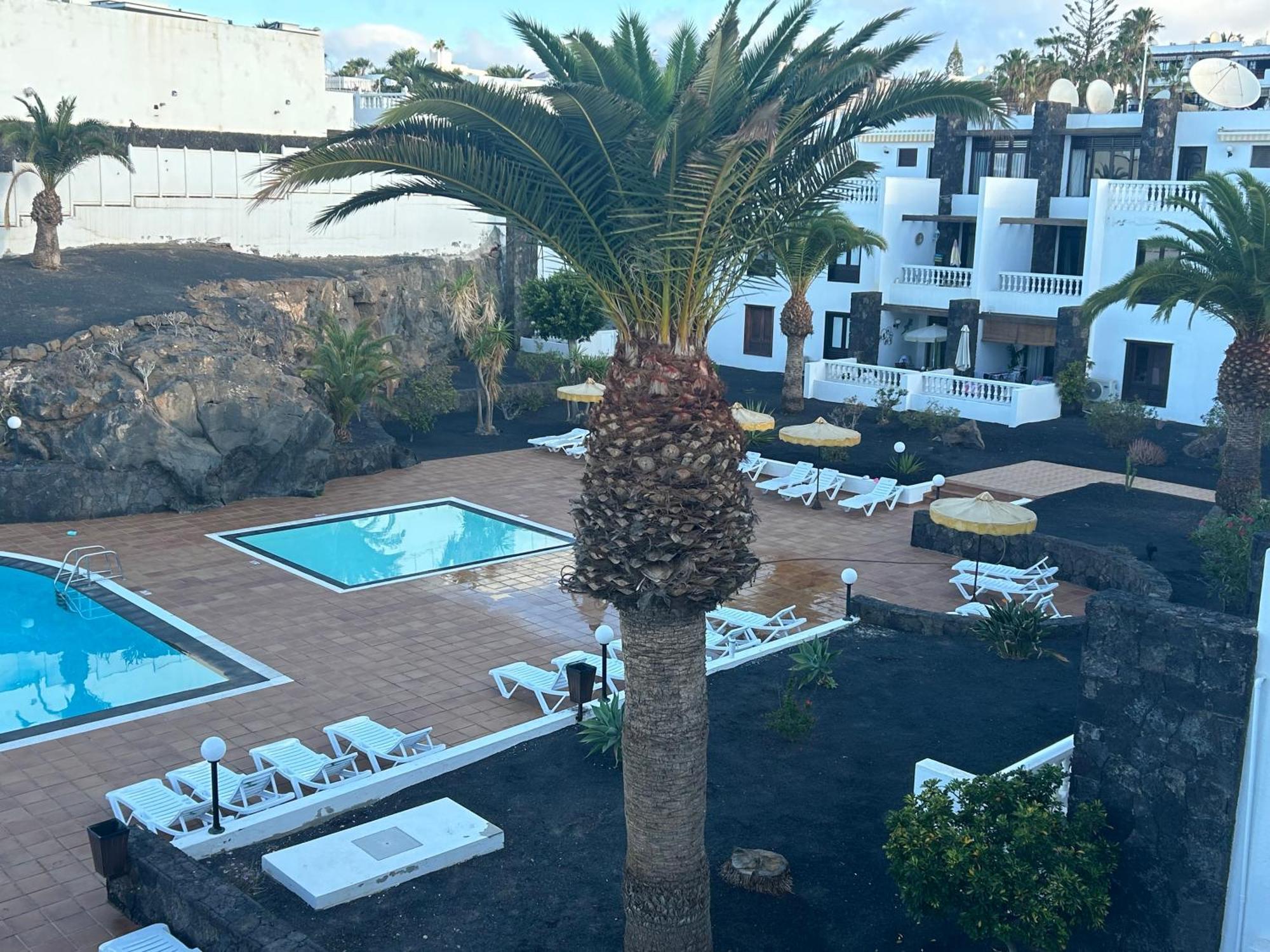 Apartamento 2 Bedroom On Popular Complex Tías