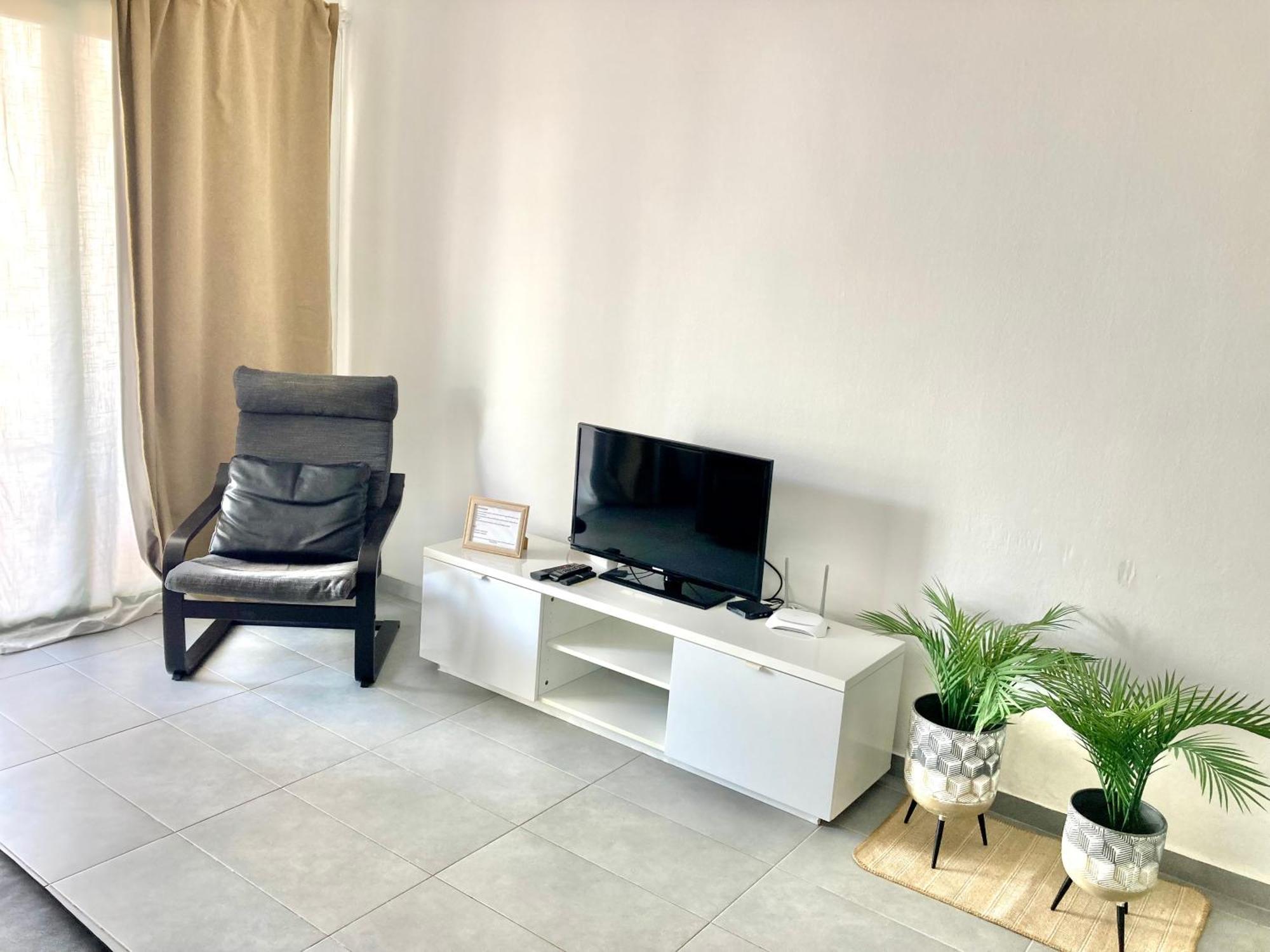 Ground Floor With Pool, Next To The Costa Teguise