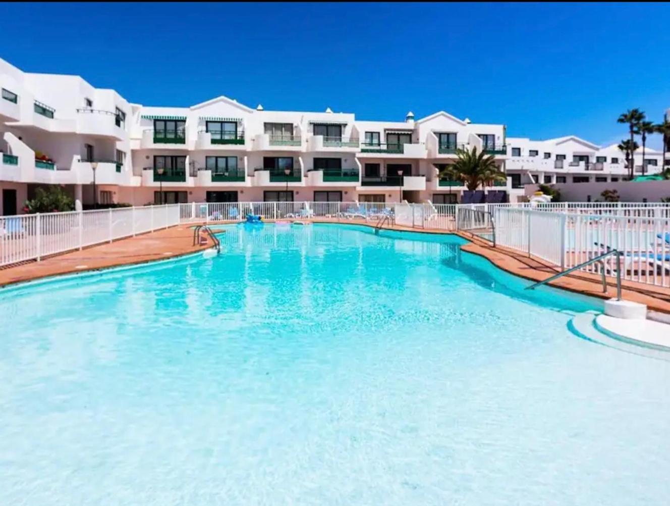 Apartment Ground Floor With Pool, Next To The