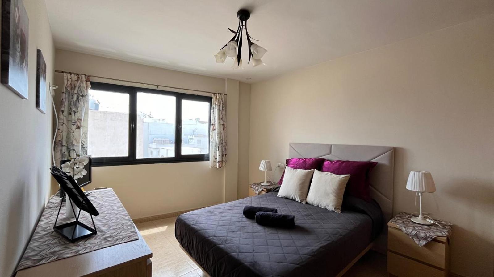 Bright, Modern In The Heart Of Arrecife Apartamento