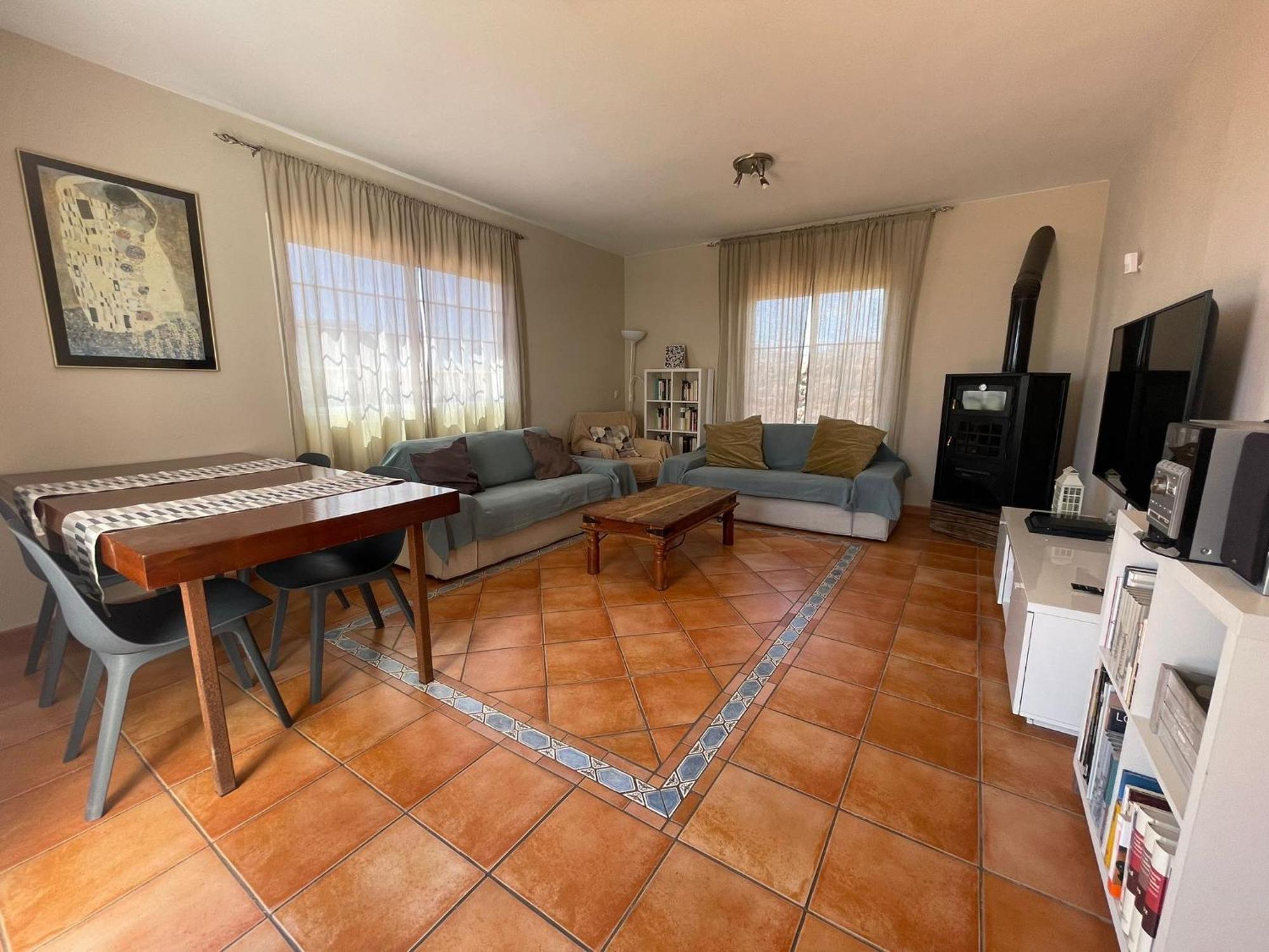 Casa Veroles Tias
