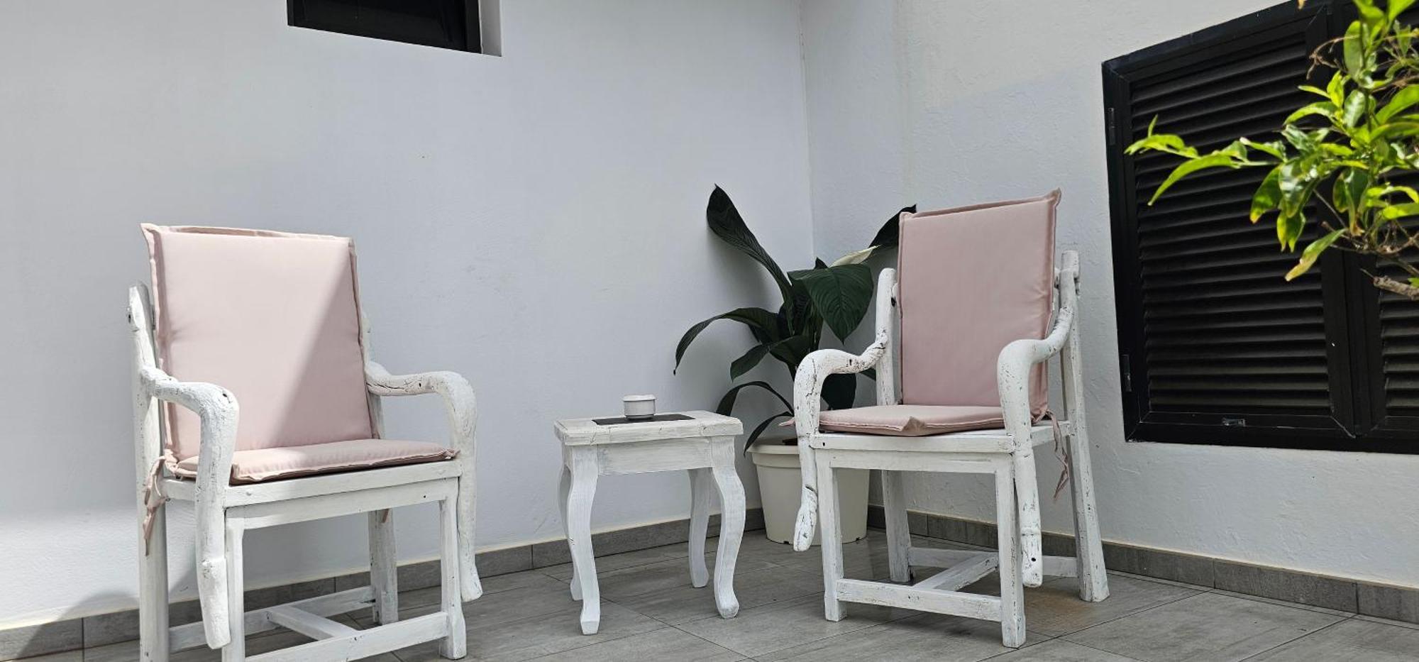 Alunita & Pirita, Con Jardin, Terraza Y Wifi En Zona Tranquila Y Centrica * Nazaret