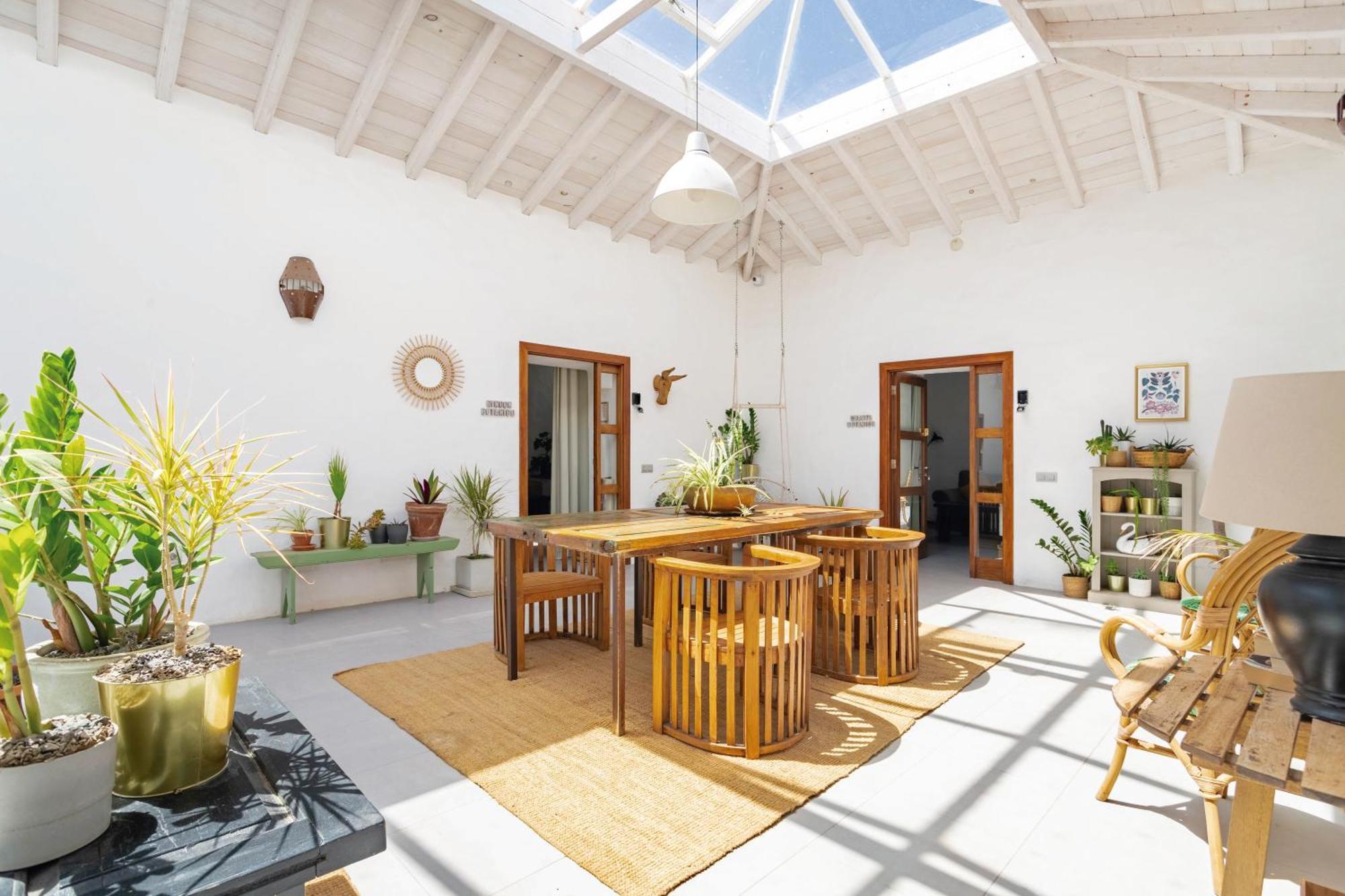 Bodega Botanica - Shared Pool - Island Location - 10 Mins Drive To Famara And La Santa *