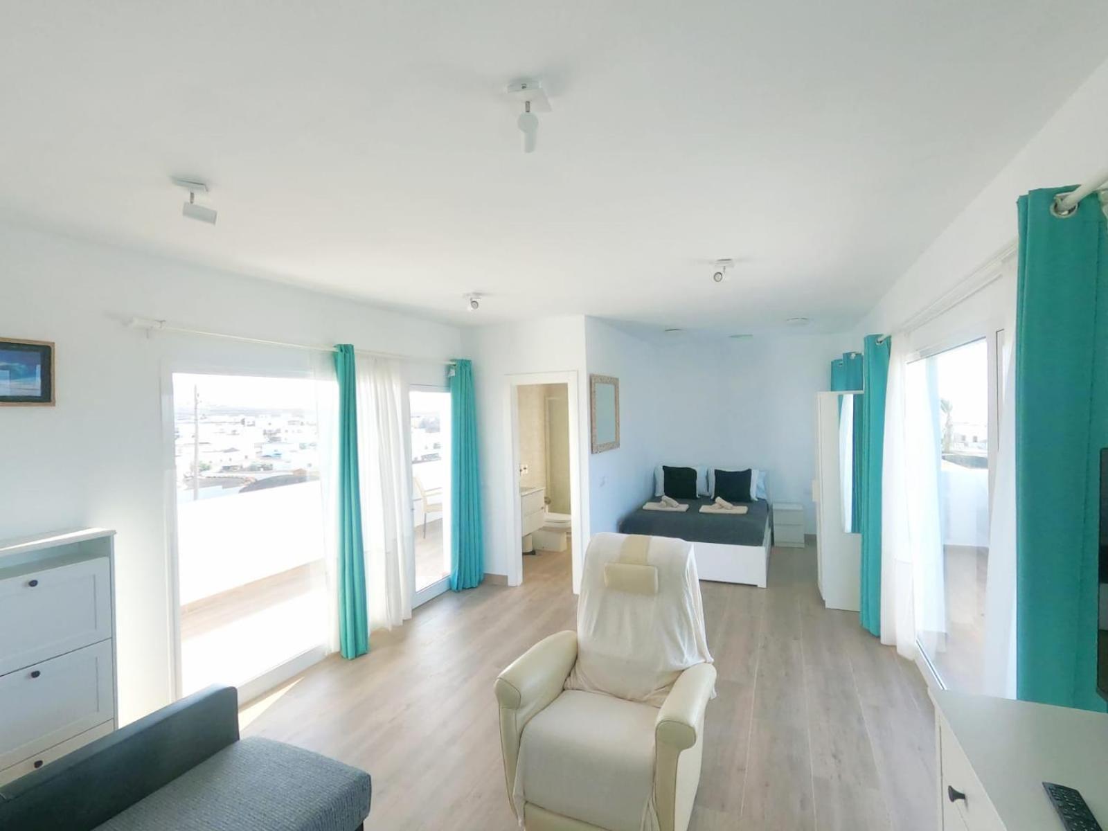 Jardin Del Mar Apartment