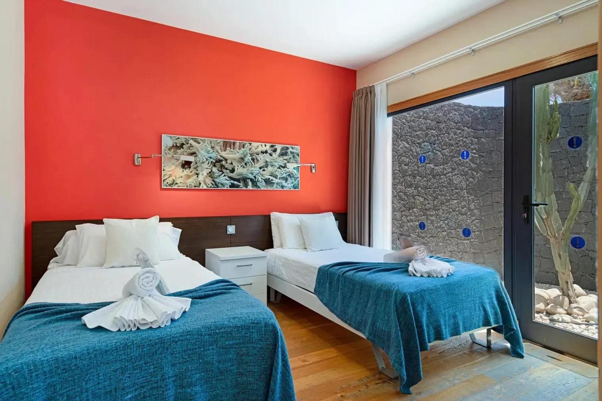 Charming In Playa Blanca With Private Pool