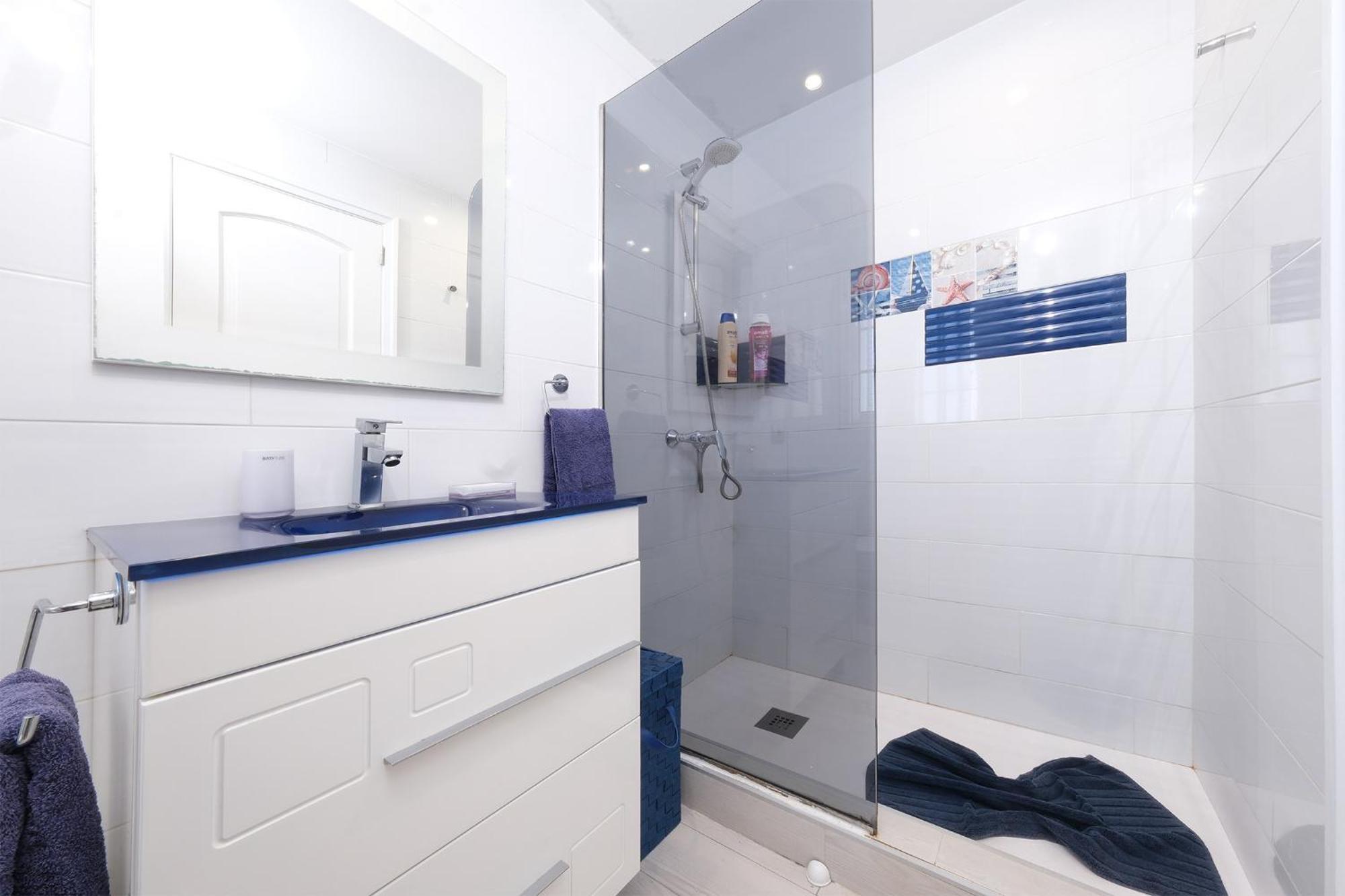 Holiday home La Vela Azul -pool & Tennis - Free Ac &good Wifi- Smart Tv *
