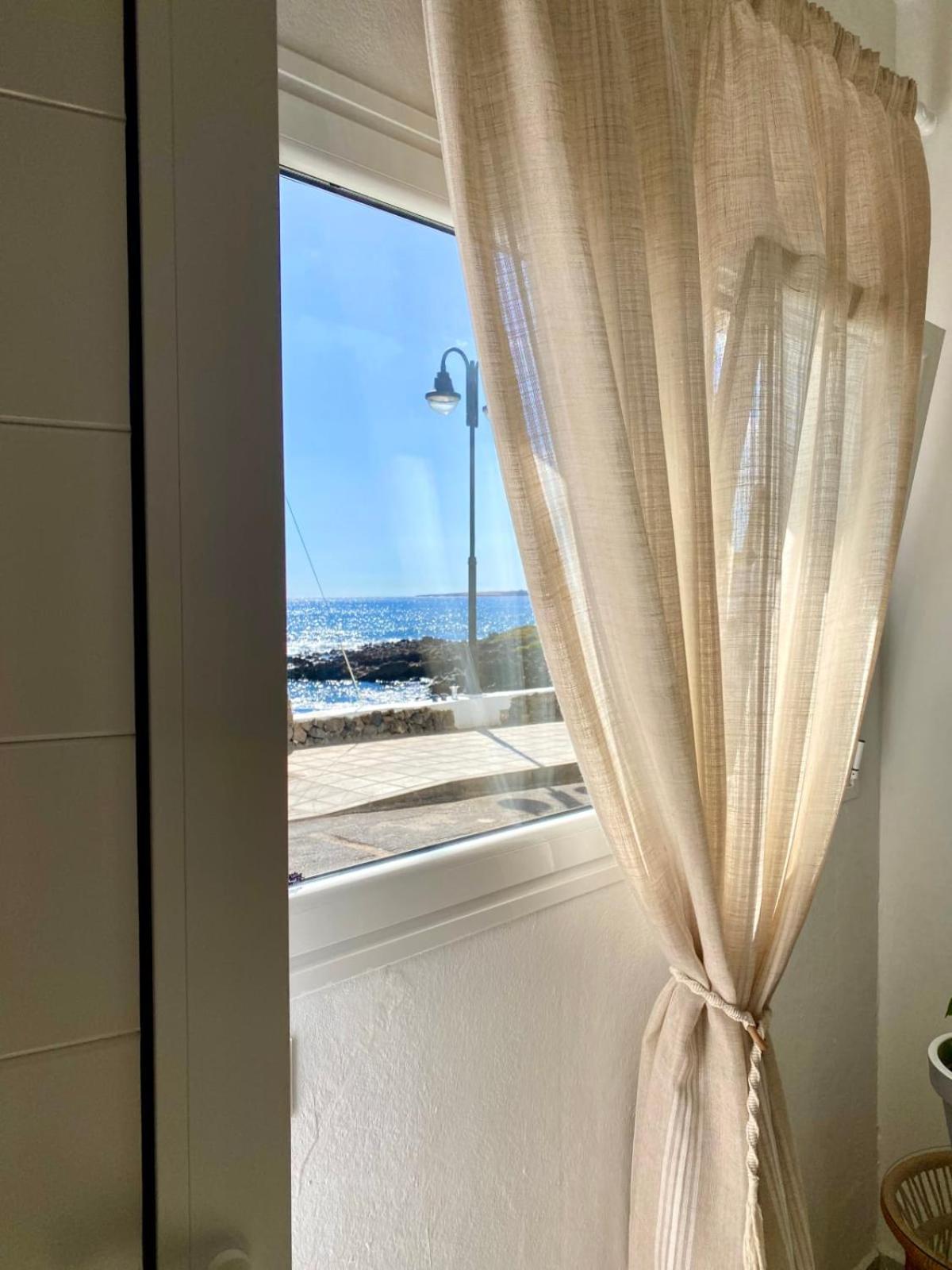 Apartment Casa Burgao 1 On Front Line Opposite Natural Pools Punta Mujeres