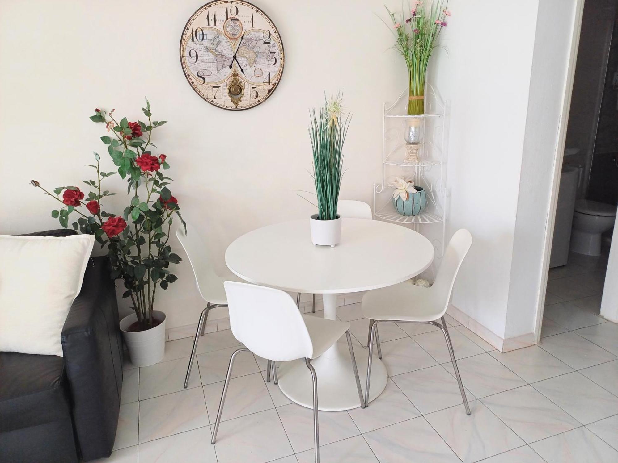 Bright & Spacious With Aircon Apartamento *