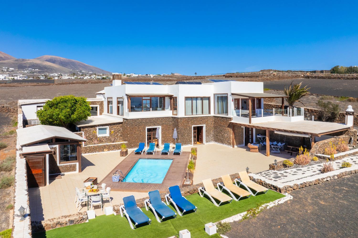 Villa Vista Mar *
