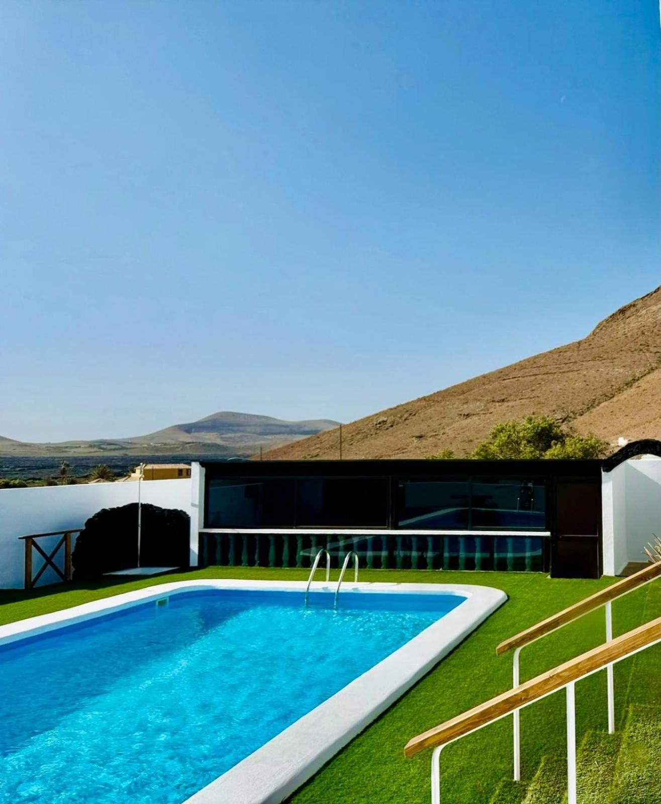 Canaryislandshost L Olympica * Teguise (Lanzarote)