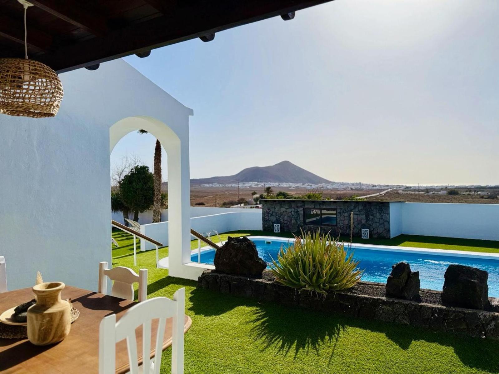 Canaryislandshost L Olympica * Teguise (Lanzarote)