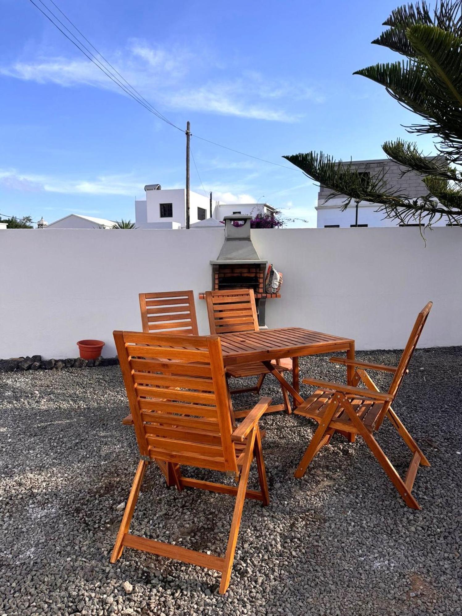 Nopasanada Tu Casa En Lanzarote Guest house *
