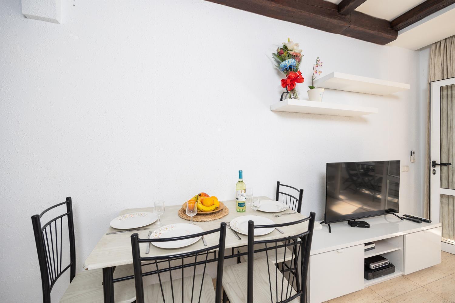 Apartamento Jardines 2 *