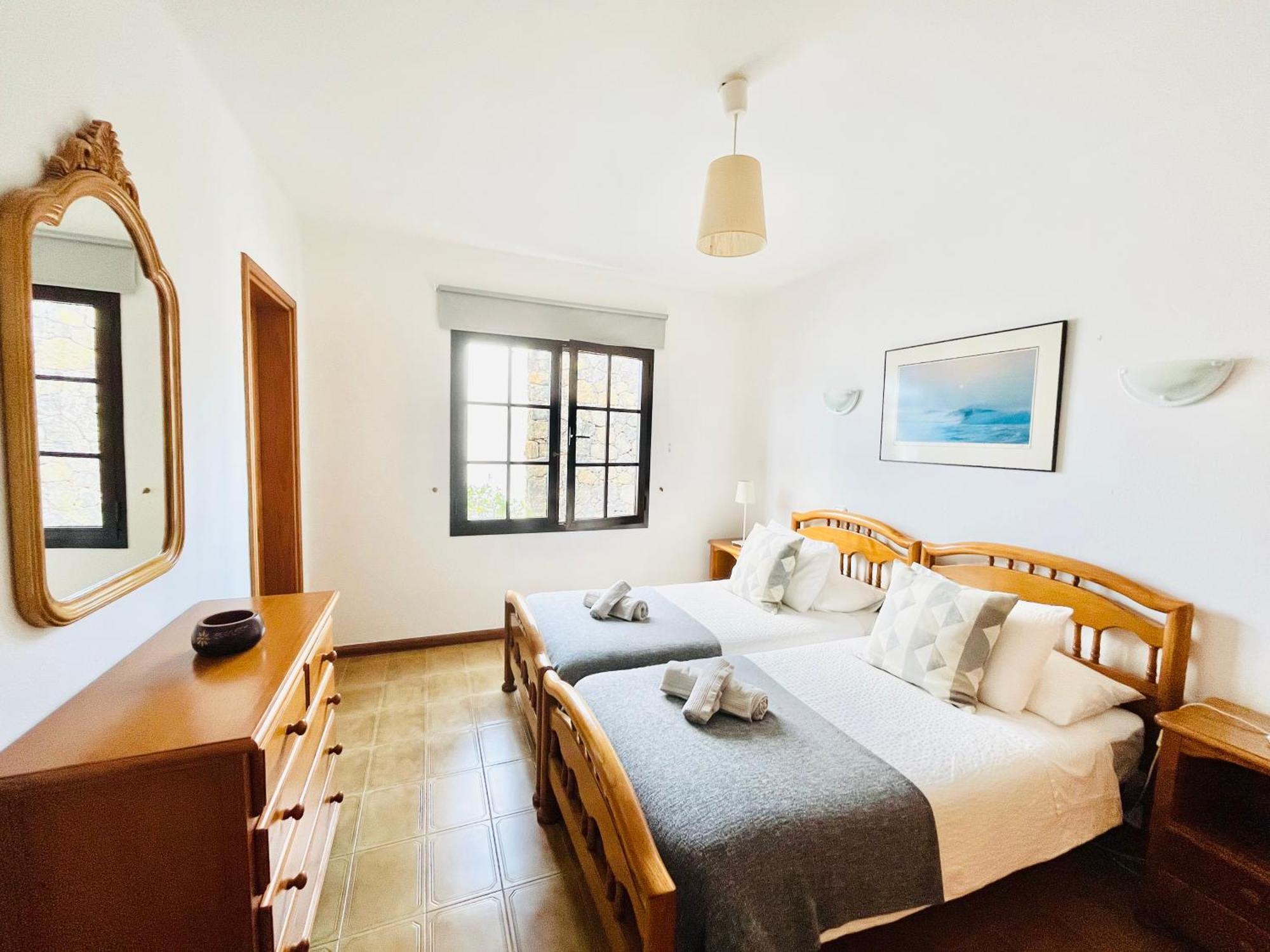 Trinity House En Playa Bastian Costa Teguise