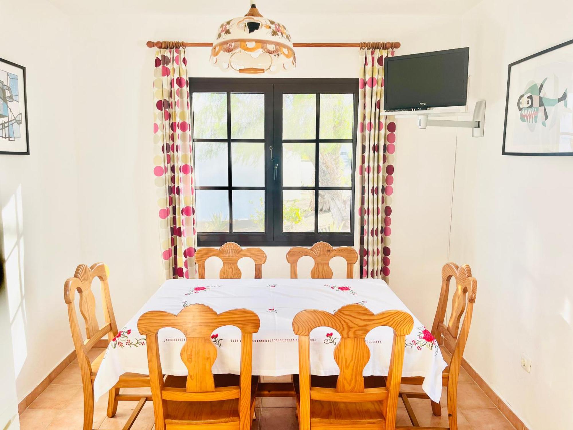 Trinity House En Playa Bastian Holiday home