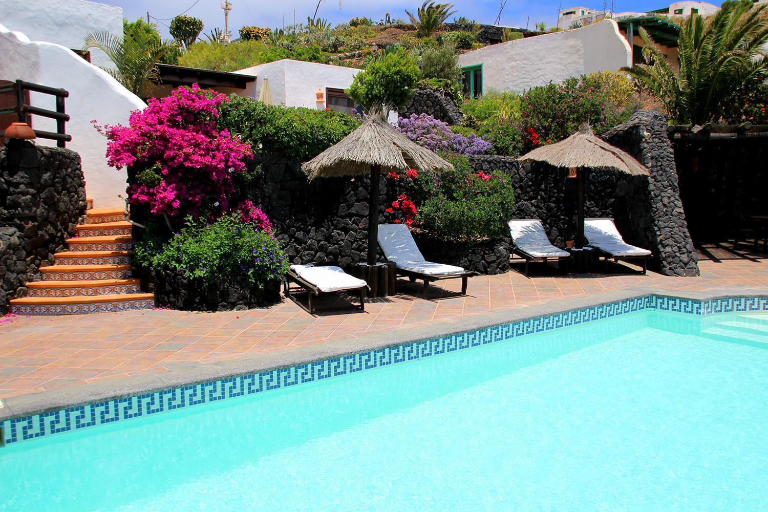 Roco 3 - Grosser Pool, Sauna, Meerblick, Entspannung Fuer 2 Personen