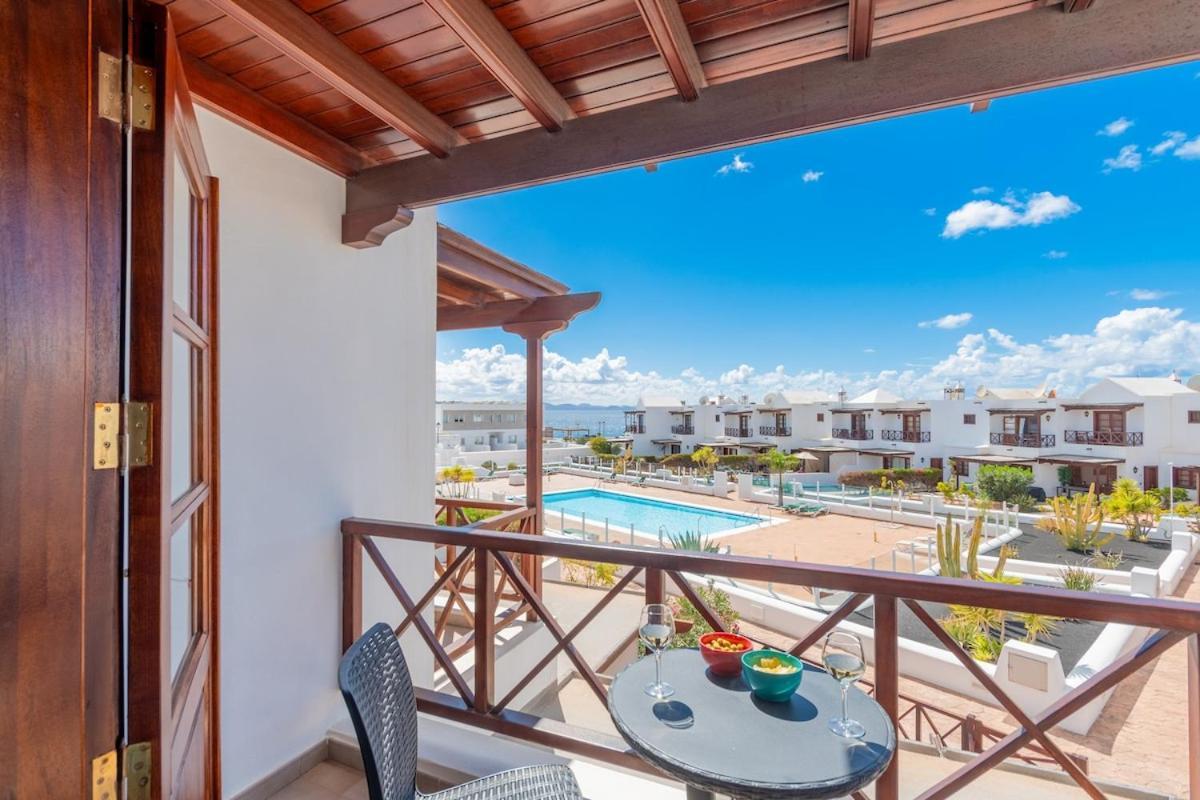 Casa Del Mar Ilic With Communal Pool And Sea Views Apartment Playa Blanca (Lanzarote)