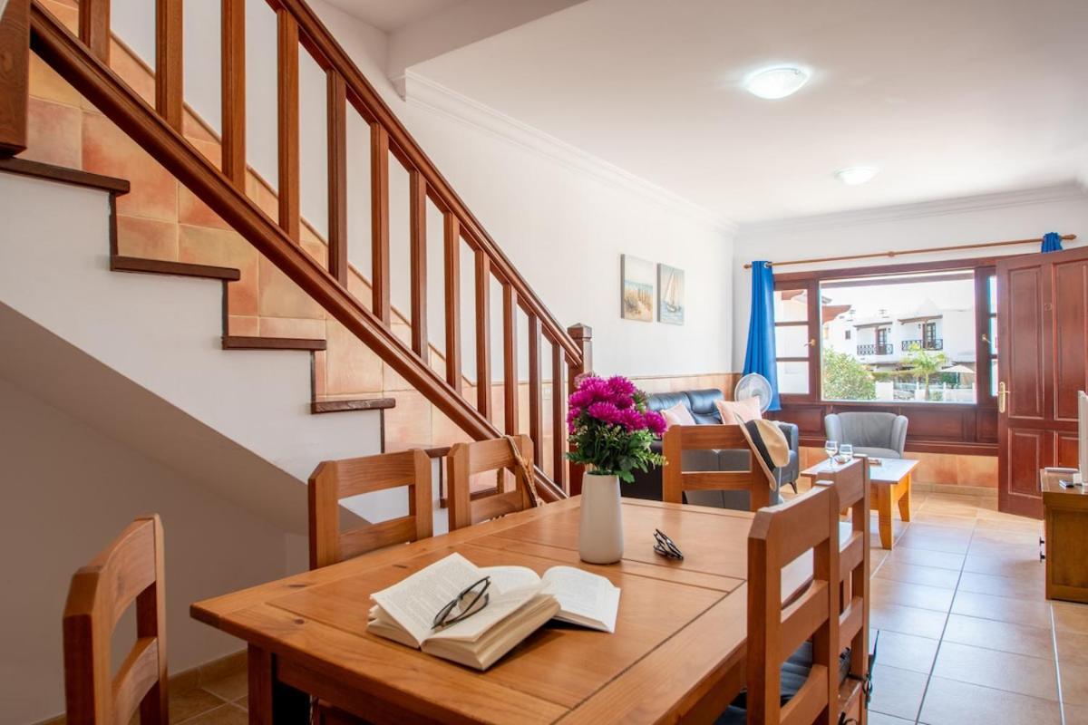 Casa Del Mar Ilic With Communal Pool And Sea Views Apartment Playa Blanca (Lanzarote)