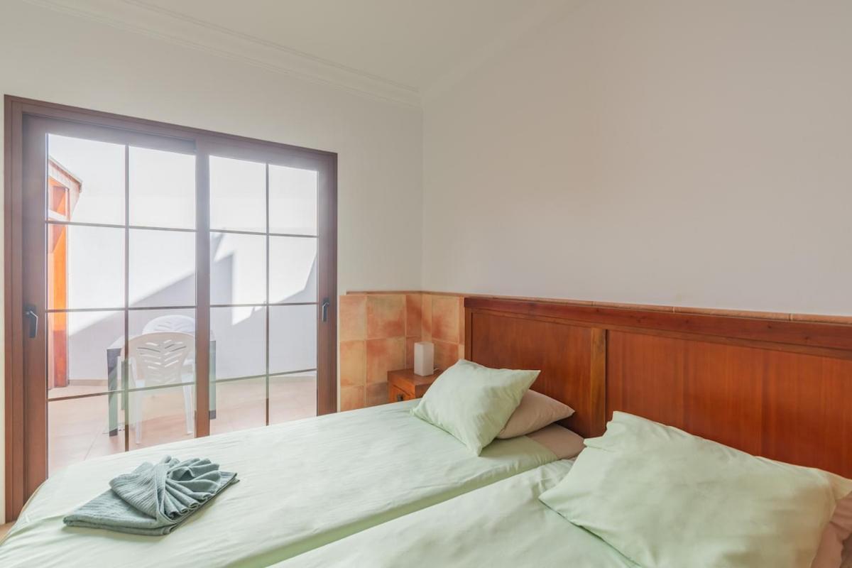 Casa Del Mar Ilic With Communal Pool And Sea Views Apartment *